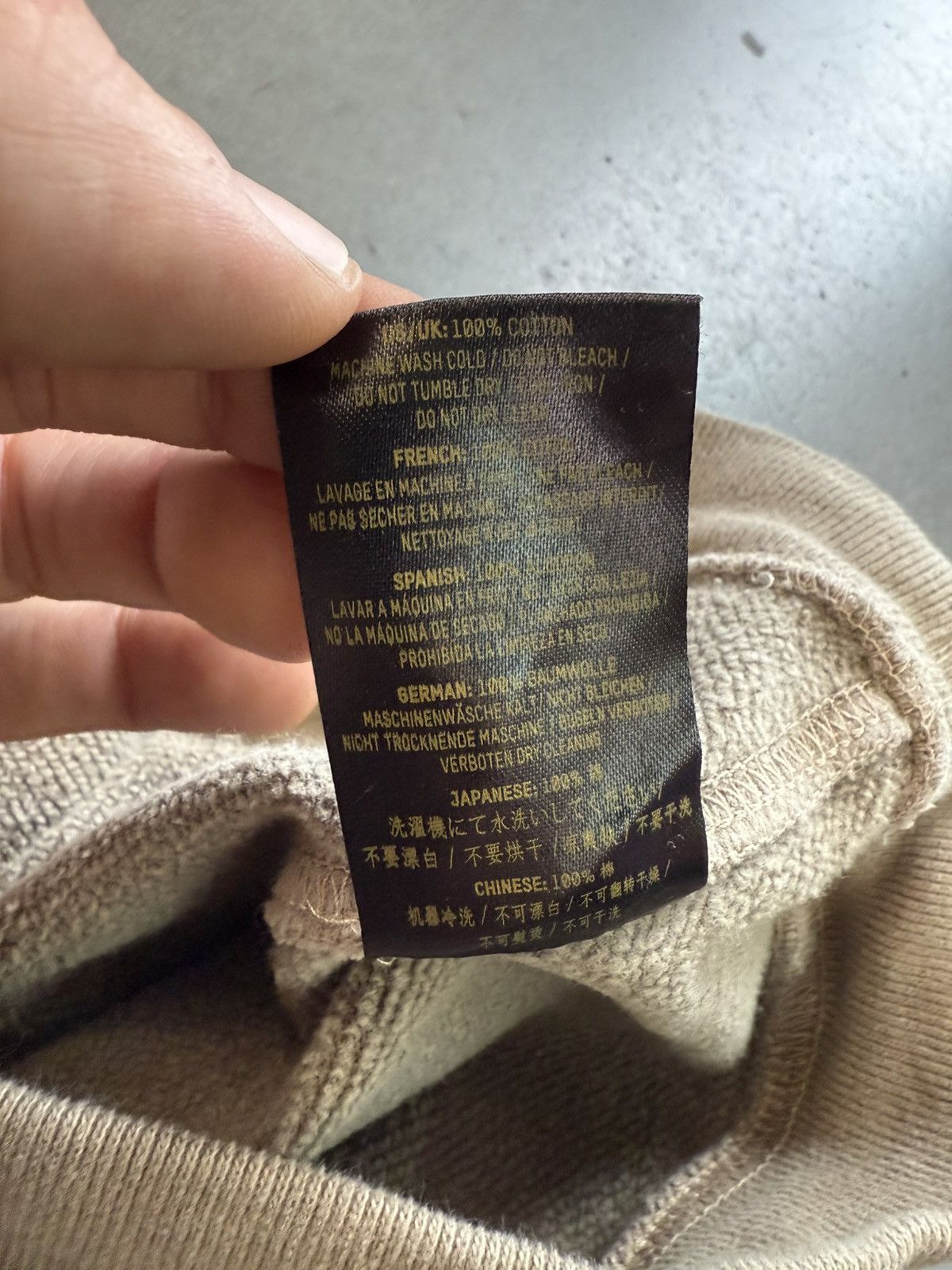 Yeezy Yeezy Season 3 Crewneck Sweatshirt Size US S / EU 44-46 / 1 - 9 Thumbnail