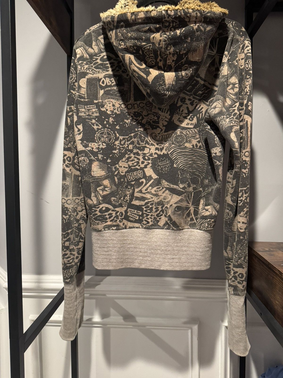 Obey Obey all over print zip up hoodie with fur hood Size US S / EU 44-46 / 1 - 3 Thumbnail