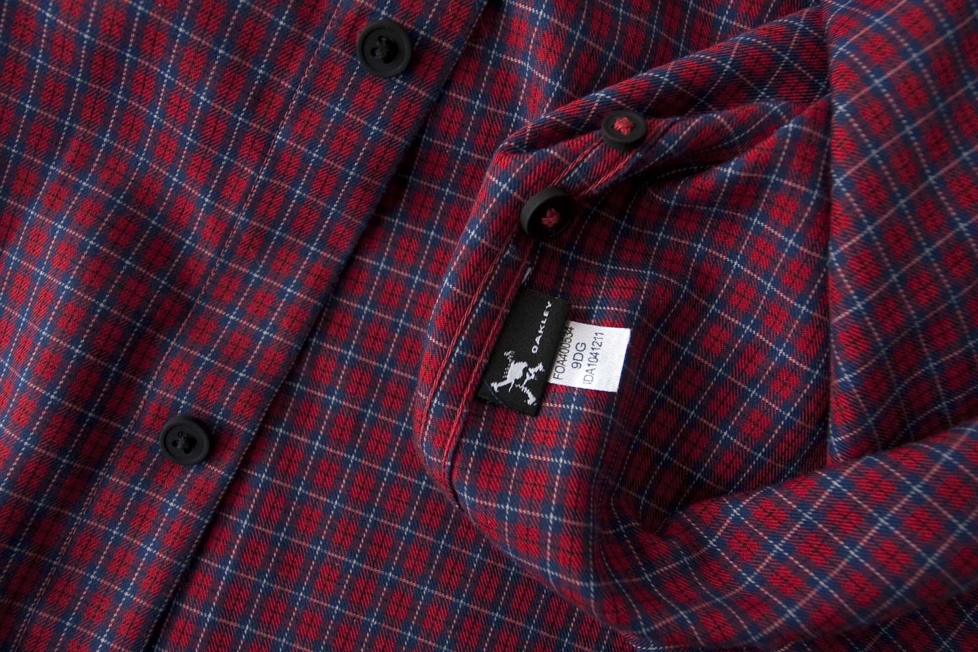Oakley Oakley Shirt Flannel Custom Fit Size L or XL Red Plaid Size US L / EU 52-54 / 3 - 5 Thumbnail