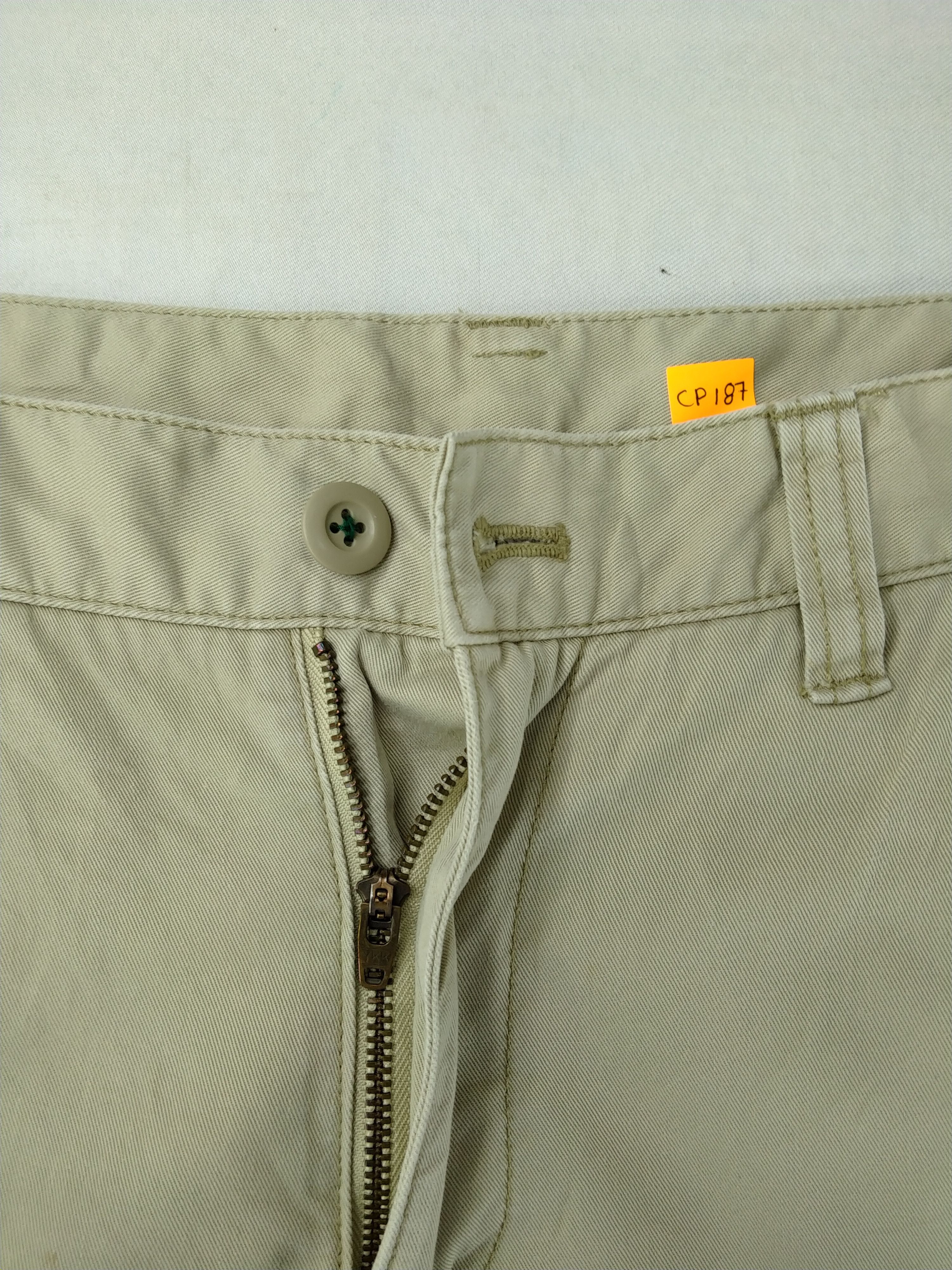 Japanese Brand Uniqlo Japanese Brand Cargo Multi Pocket 31 x 30.5 -CP187 Size US 31 - 5 Thumbnail