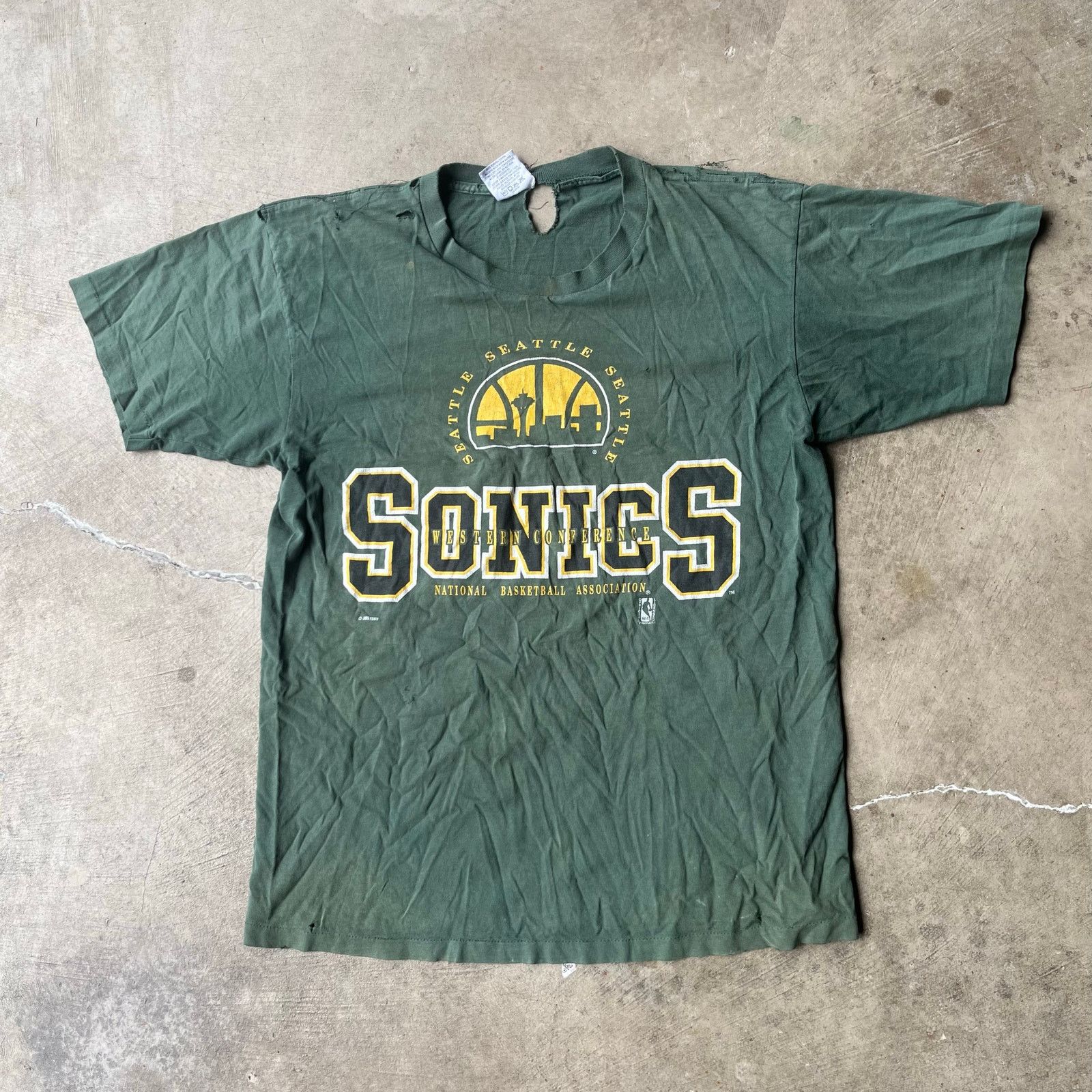 Vintage VINTAGE SEATTLE SUPERSONICS WESTERN SHIRT 90S LARGE Size US L / EU 52-54 / 3 - 1 Thumbnail