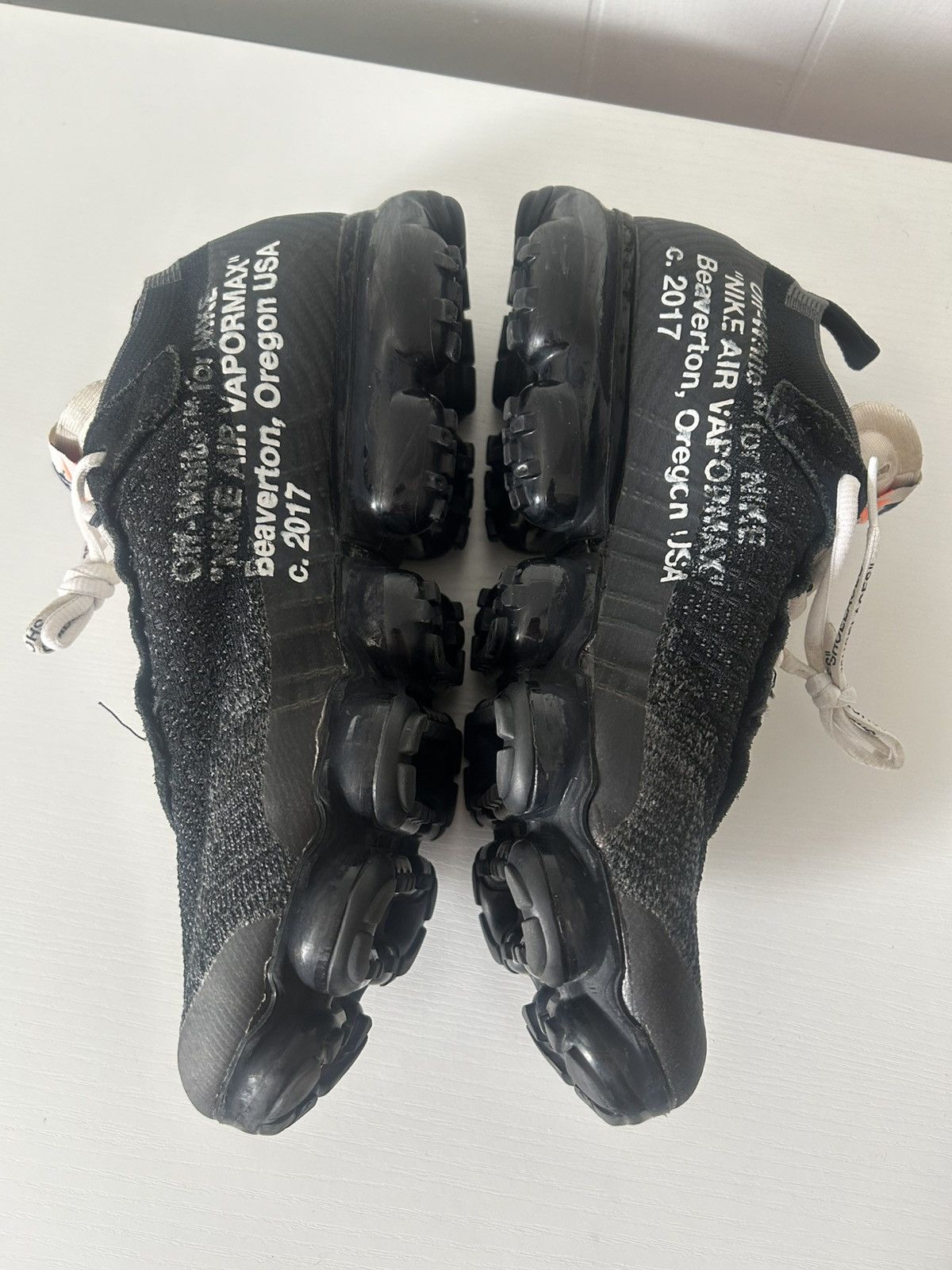 Nike × Off-White Off-White x Nike Air Vapormax The Ten US 10.5 Size US 10.5 / EU 43-44 - 6 Thumbnail
