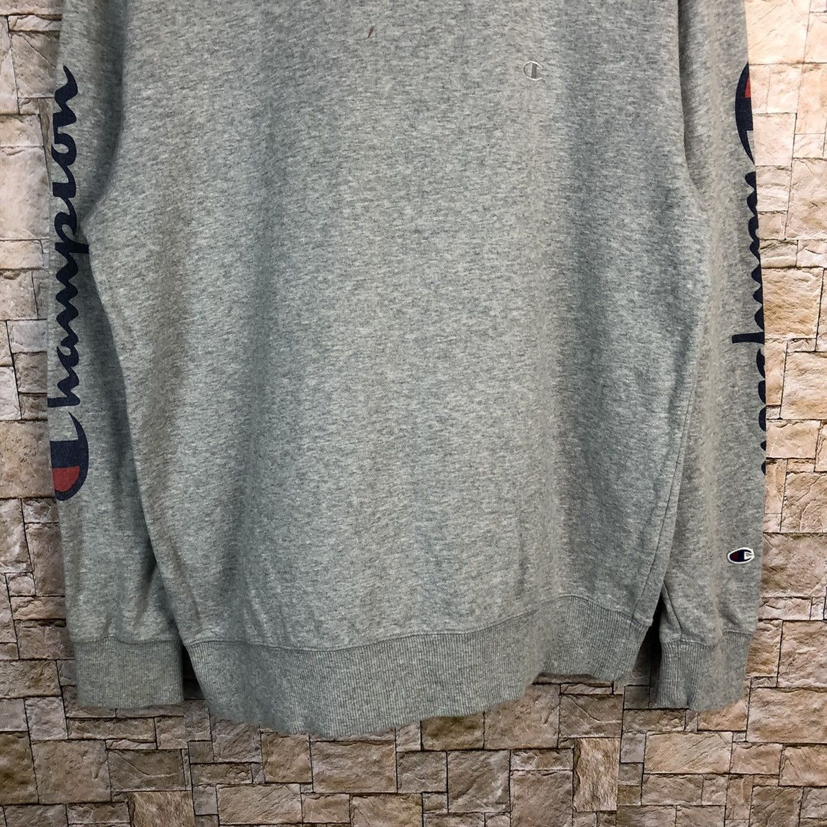 Champion Champion vintage Grey Sweatshirt #A381 Size US L / EU 52-54 / 3 - 3 Thumbnail
