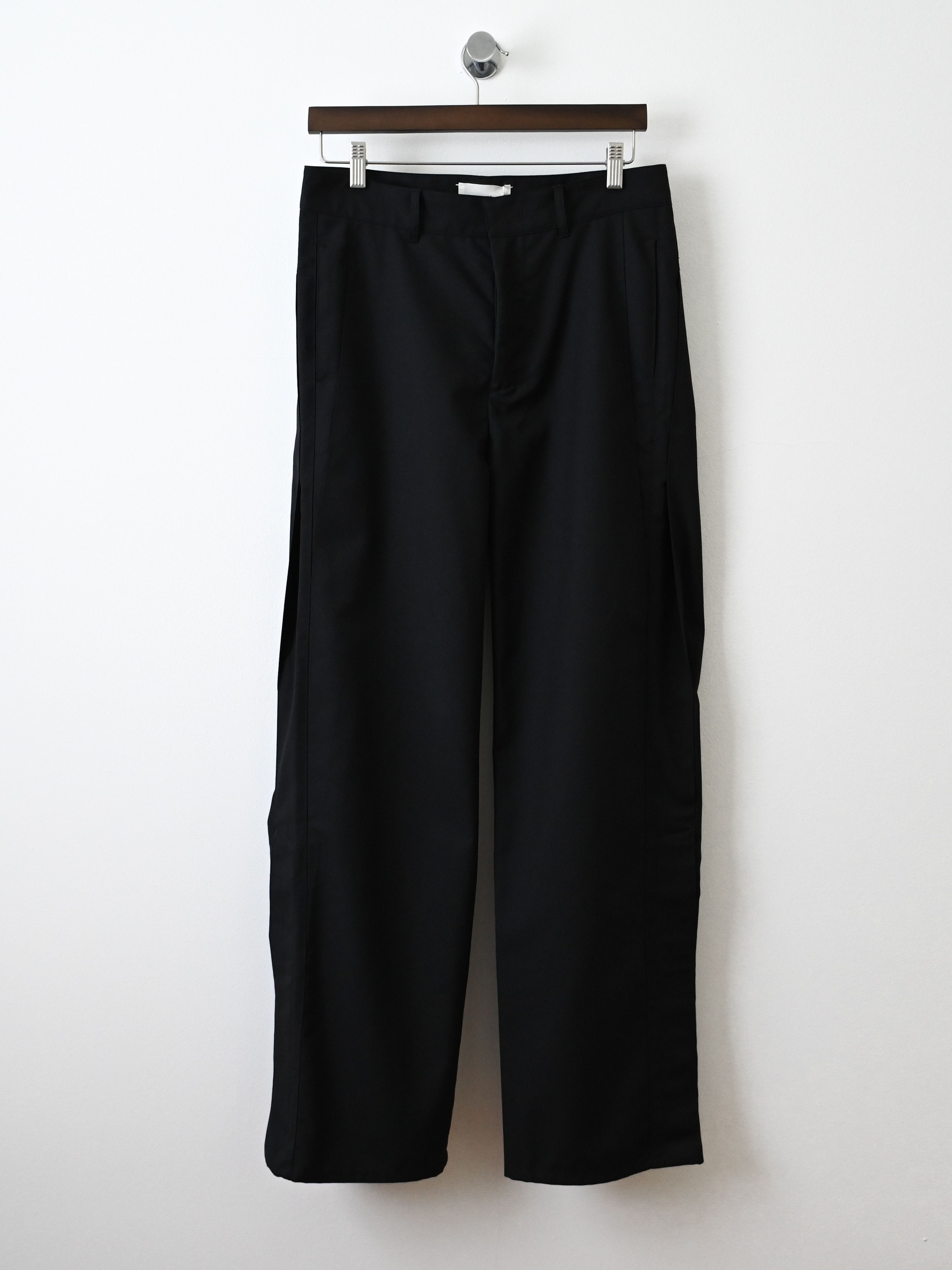 Vuja De Vuja De Isaac Tech Chino Pants in Black | Grailed