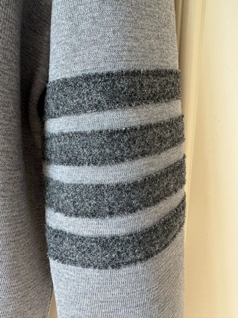Thom Browne Thom browne Gray four-striped round-neck pullover sweater 2 Size US L / EU 52-54 / 3 - 4 Thumbnail