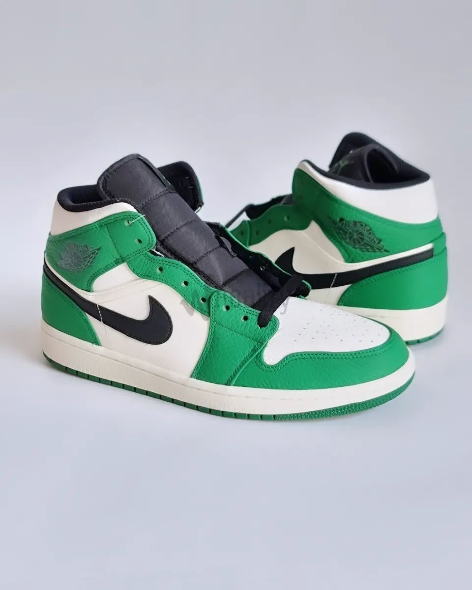 Jordan Brand Nike Air Jordan 1 Mid Pine Green Size US 9.5 / EU 42-43 - 4 Thumbnail