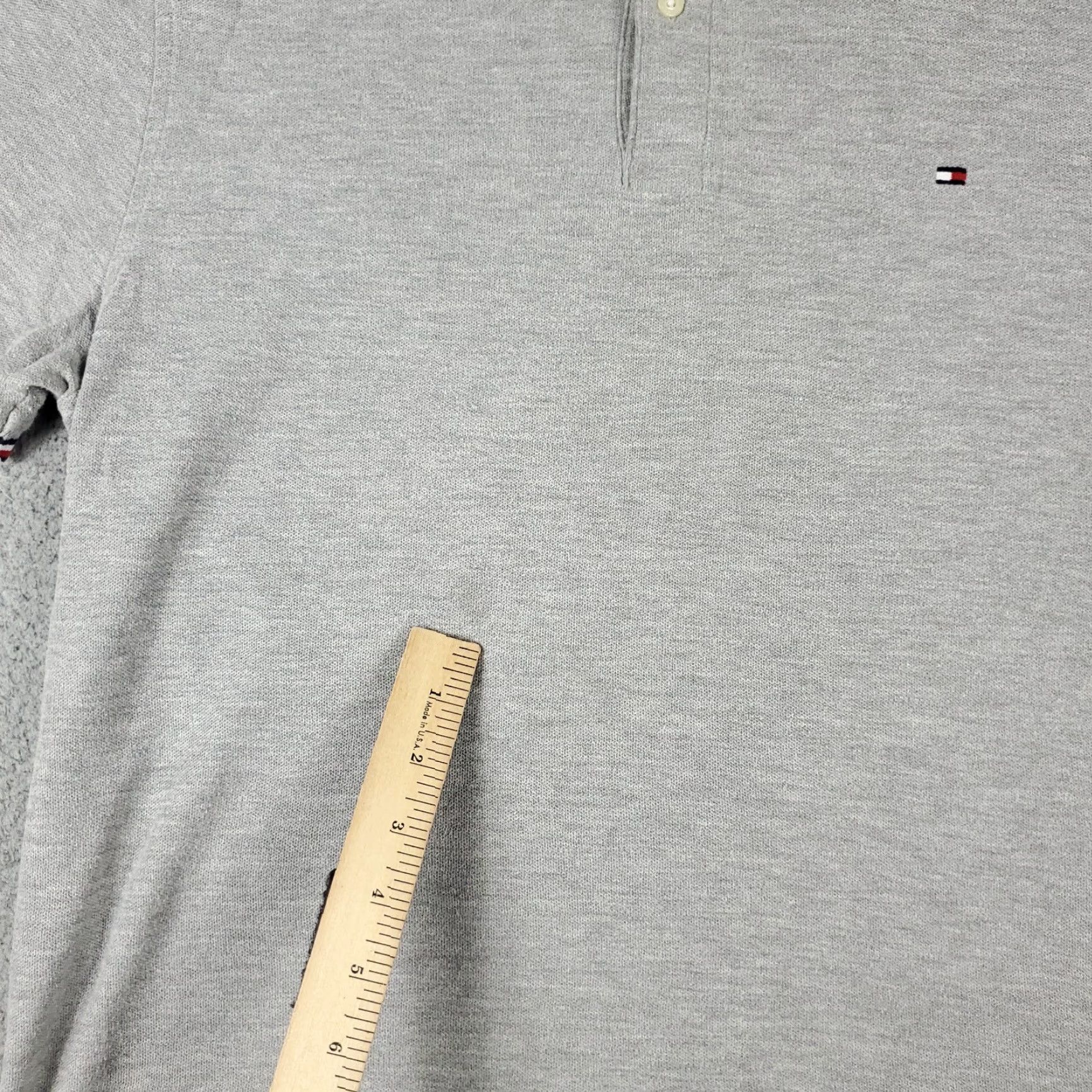 Tommy Hilfiger Tommy Hilfiger Polo Shirt Mens Large Gray Solid Short Sleeve Casual Polo Shirt L Gray Mens Size US L / EU 52-54 / 3 - 3 Thumbnail