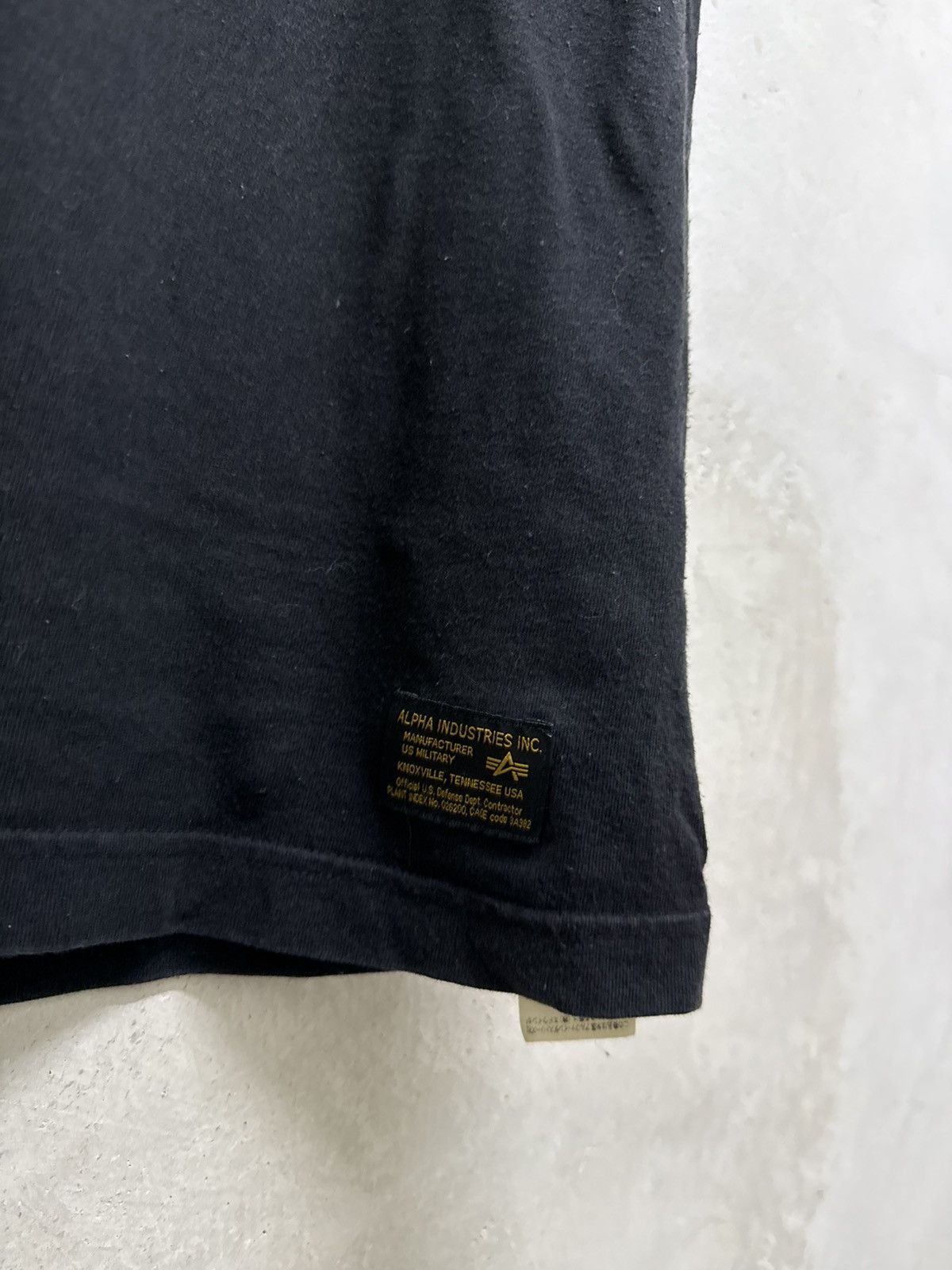Avirex Avirex Pocketable Military Tshirt Size US L / EU 52-54 / 3 - 3 Thumbnail