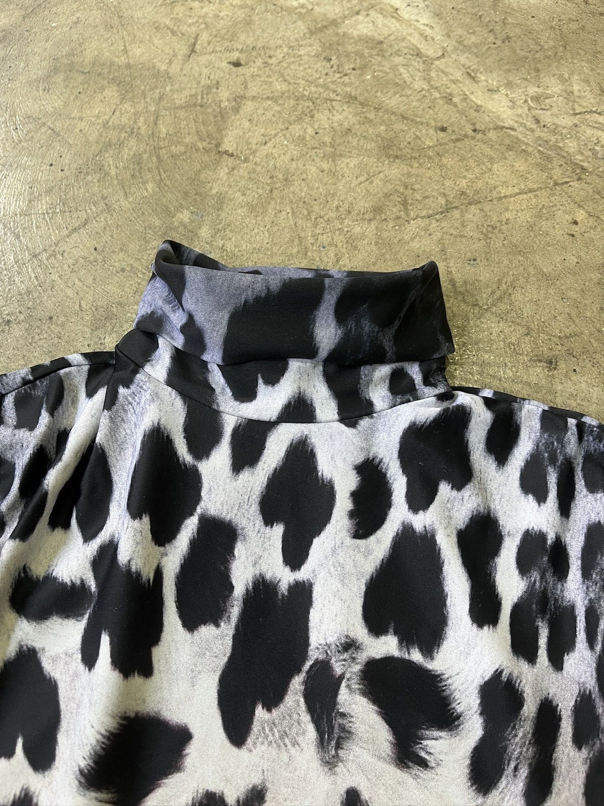 R13 R13 Leopard Turtleneck Shirt (unisex) Size US XS / EU 42 / 0 - 8 Thumbnail