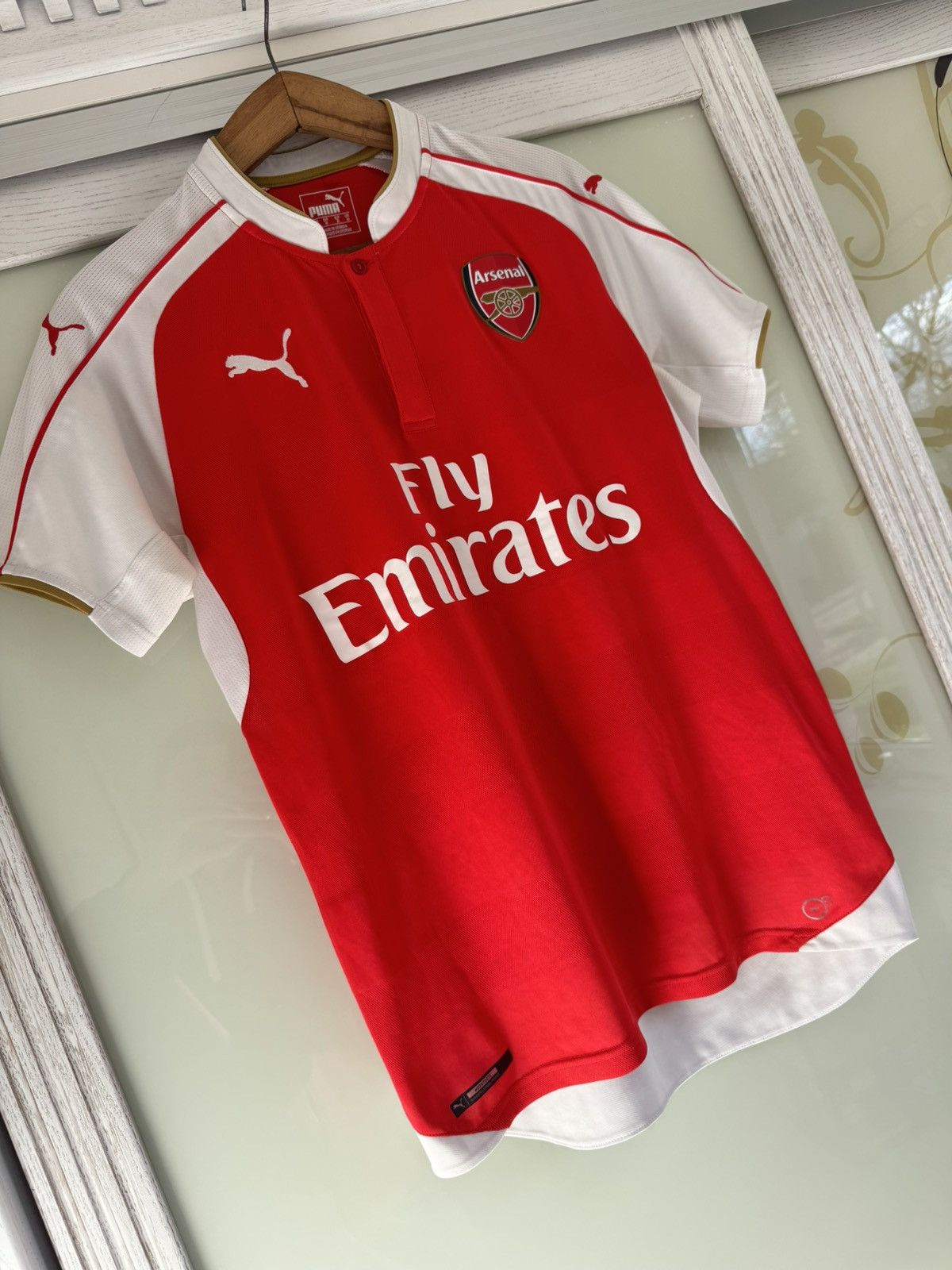Puma Arsenal 2015-2016 Home Soccer Jersey Football Shirt Kit Size US M / EU 48-50 / 2 - 4 Thumbnail