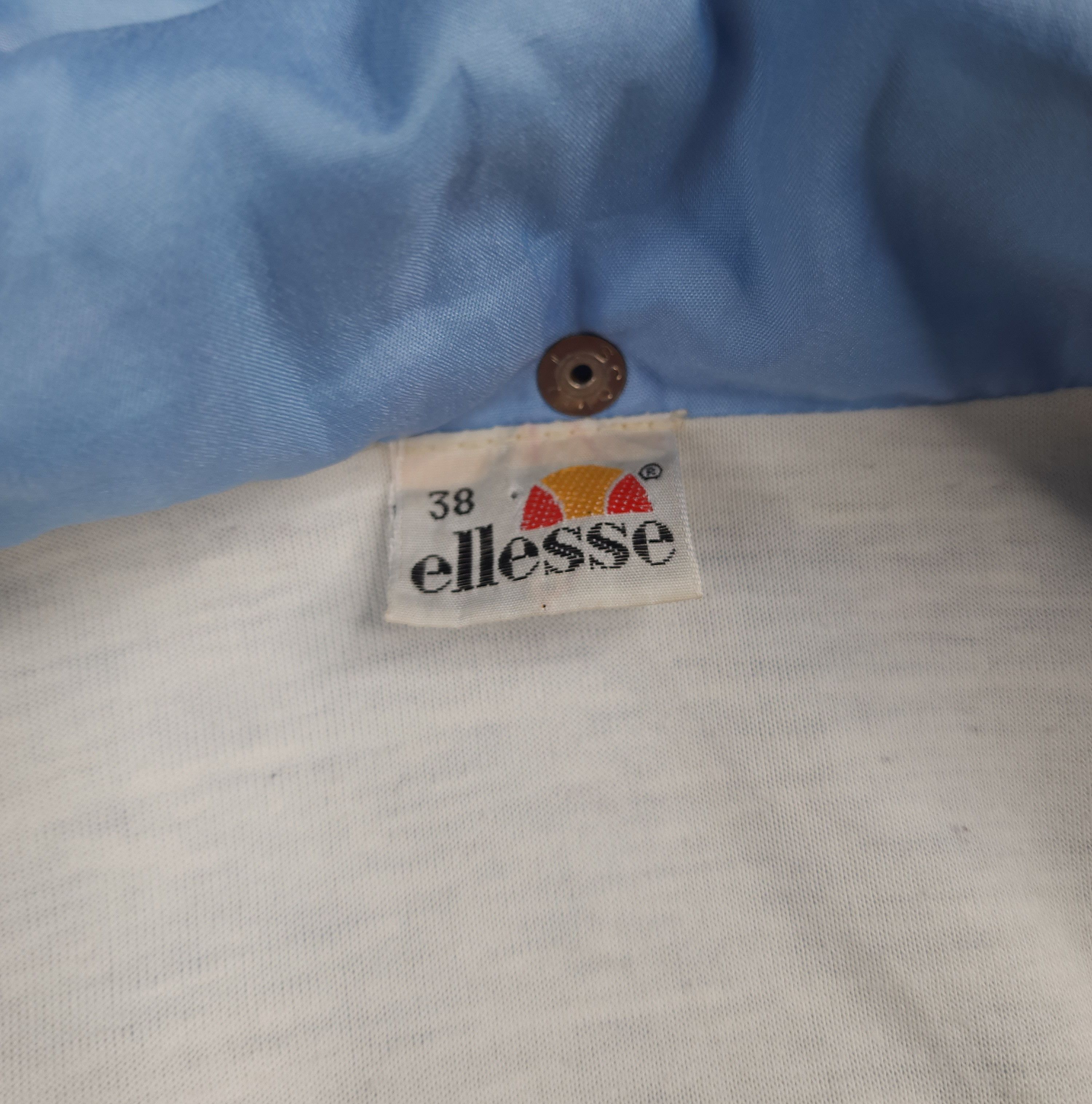 Ellesse Vintage Ellesse windbreaker hoodied jacket 38 EU Size US M / EU 48-50 / 2 - 7 Thumbnail