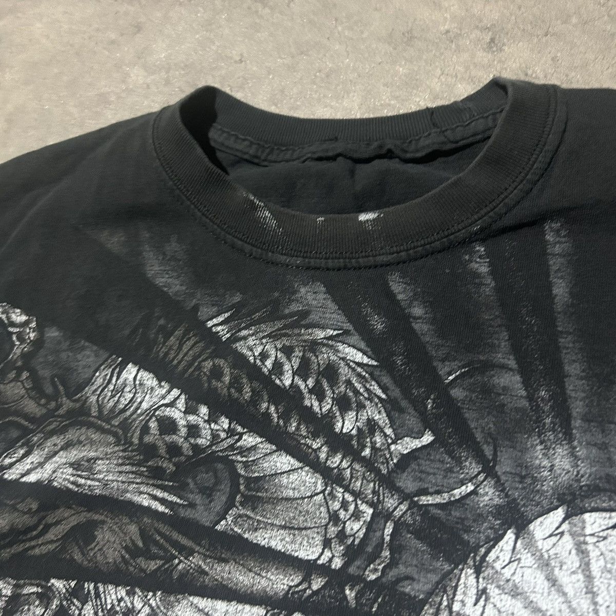 Affliction Y2k dragon grunge graphic tee shirt Size US XL / EU 56 / 4 - 3 Thumbnail