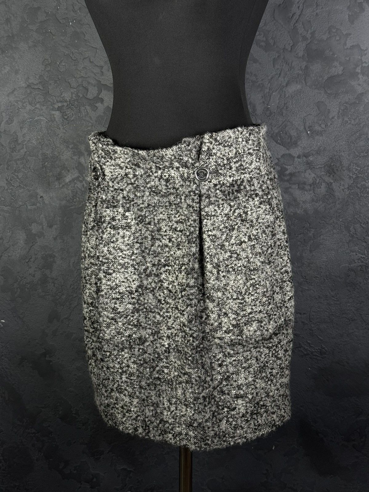 Burberry Burberry London Wool Mini Skirt Women’s Size 8 Size 30" / US 8 / IT 44 - 1 Thumbnail