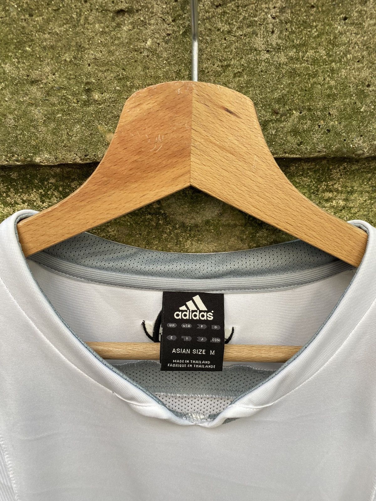 Adidas × Vintage Adidas Real Madrid 2004/2005 Training Jersey Size US M / EU 48-50 / 2 - 2 Thumbnail