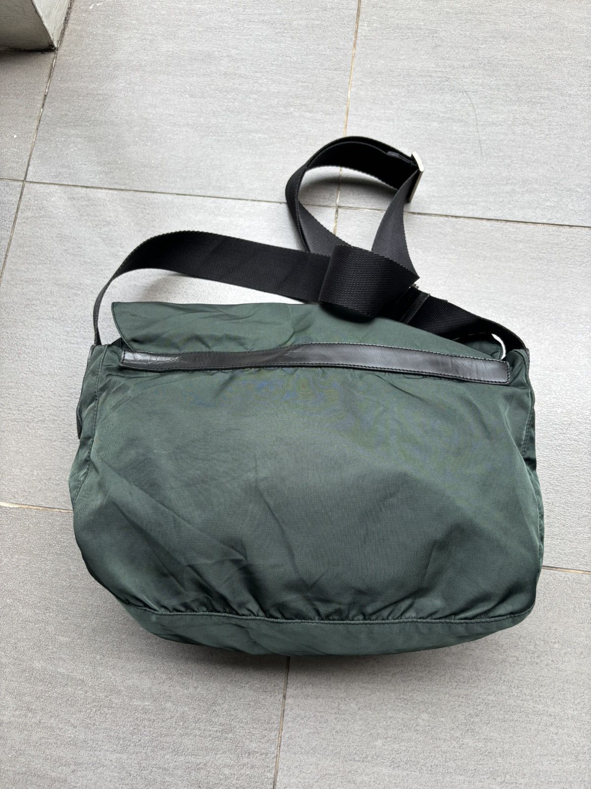 Prada Vintage Nylon Messenger Bag Size ONE SIZE - 3 Thumbnail