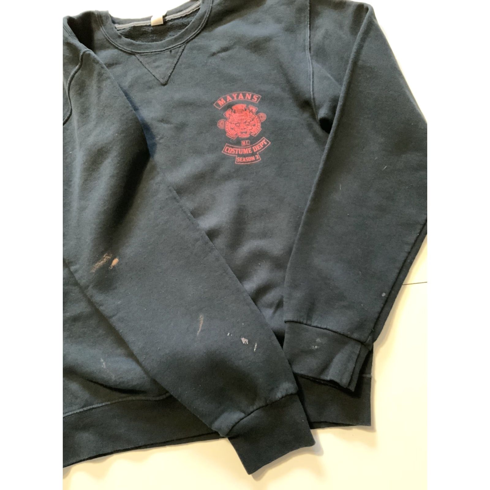 Fruit Of The Loom VINTAGE Mayans M.C. Costume Department Crew Season 3 Motorcycle Crewneck Sweatshirt Sz.S Sweatshirt Men Black Pullover Staining, Piling, Used Size US S / EU 44-46 / 1 - 4 Thumbnail