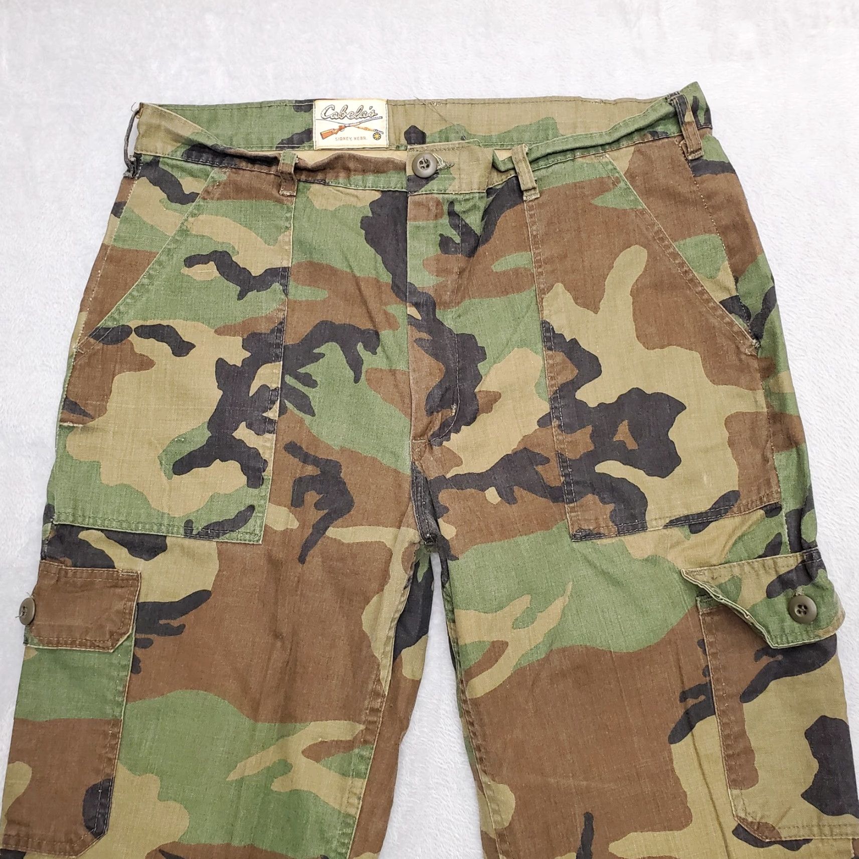 Vintage VINTAGE Cabela's Camouflage Pants Mens 35x33 Green Woodland Cotton 70s USA Cargo Pants Mens Size US 35 - 3 Thumbnail