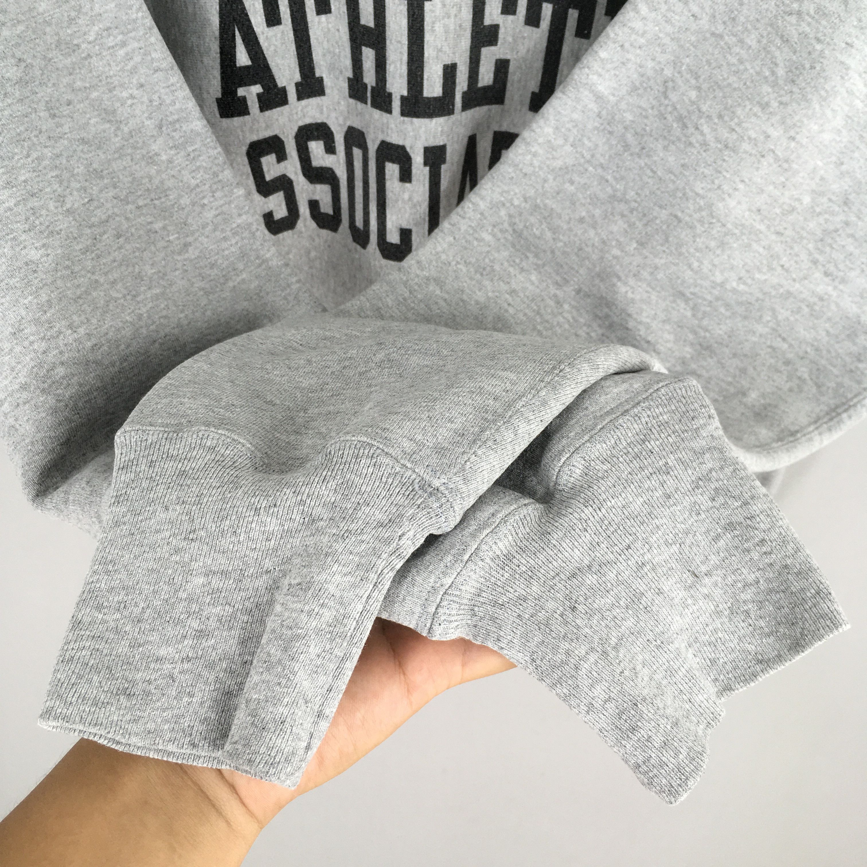 Champion × Vintage Vintage 80s Champion Reverse Weave Army Sweatshirt Large Size US L / EU 52-54 / 3 - 4 Thumbnail