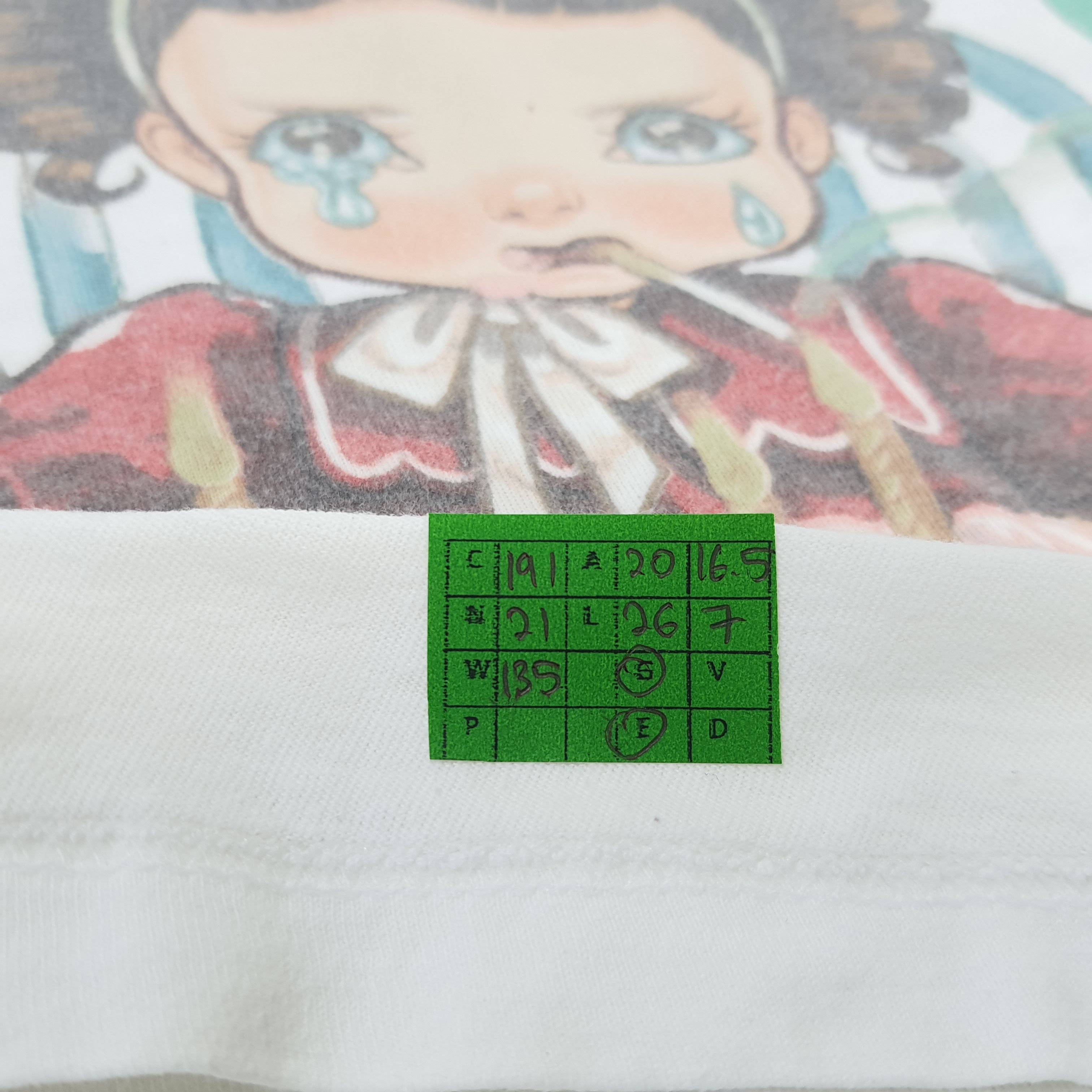 Band Tees × Tultex × Vintage Vintage Melanie Martinez Cry Baby Tour 2016 Tshirt Size US M / EU 48-50 / 2 - 9 Thumbnail