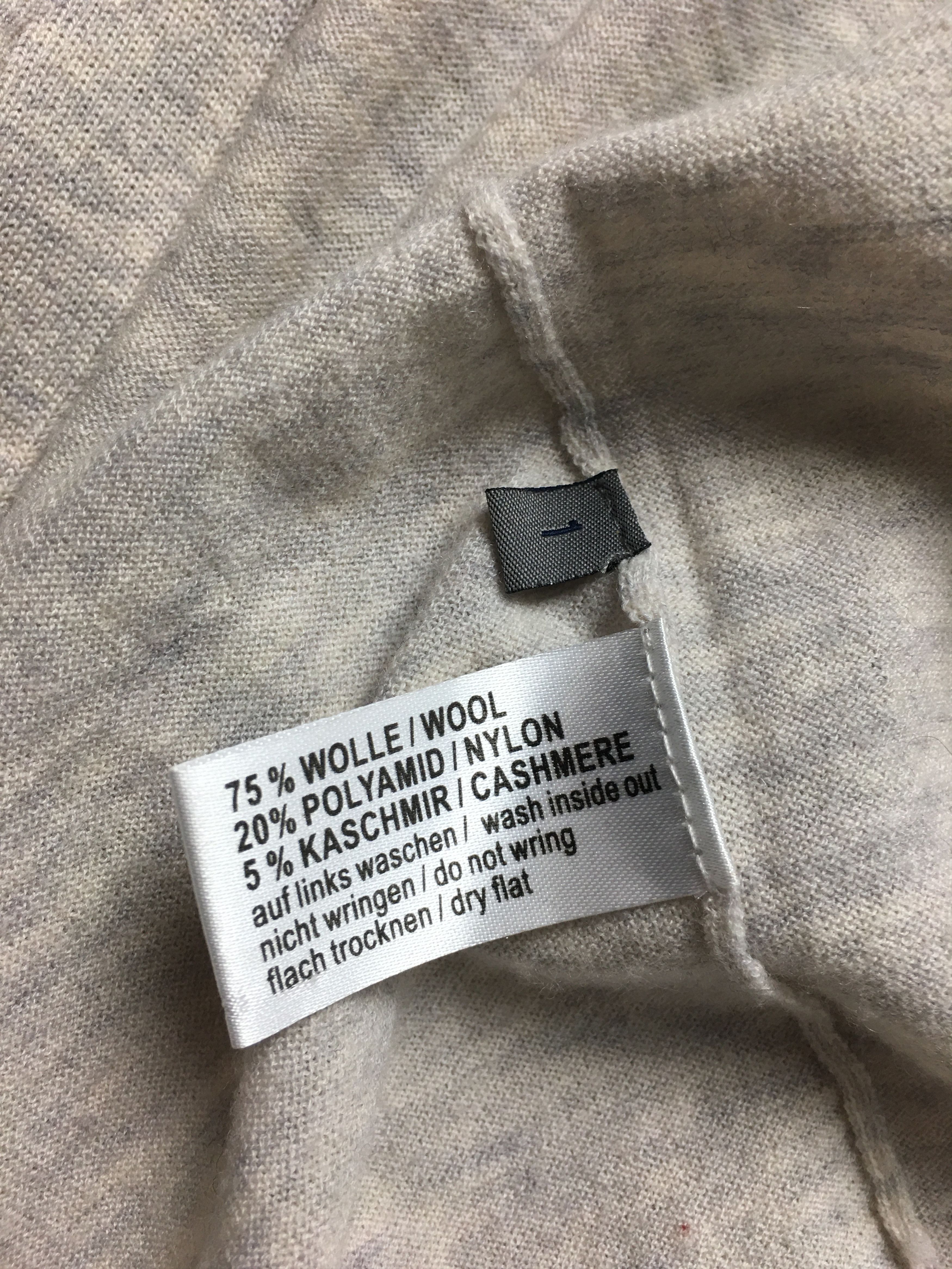 Other FFC Beige Wool Cashmere 2 pieces set Cardigan & Tank Top Size M / US 6-8 / IT 42-44 - 10 Thumbnail