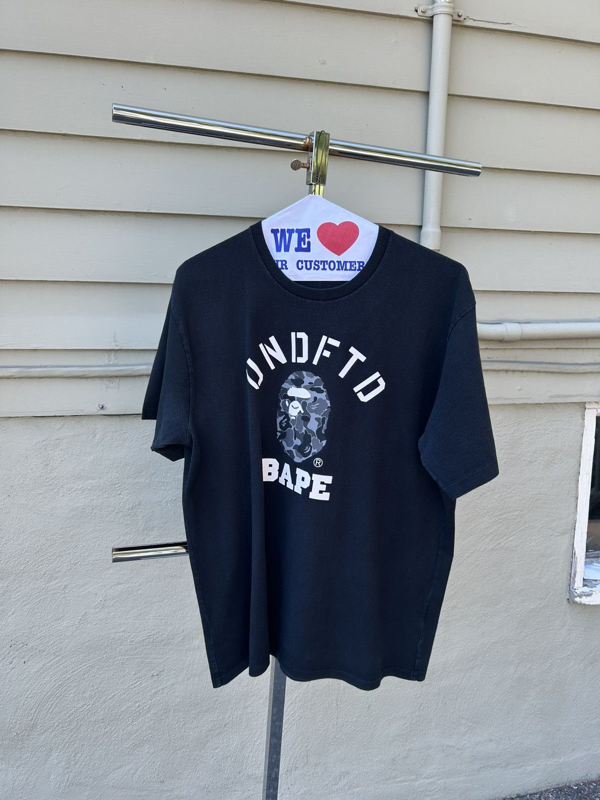 Bape × Undefeated Bape x Undefeated black tee Size US XXL / EU 58 / 5 - 1 Thumbnail