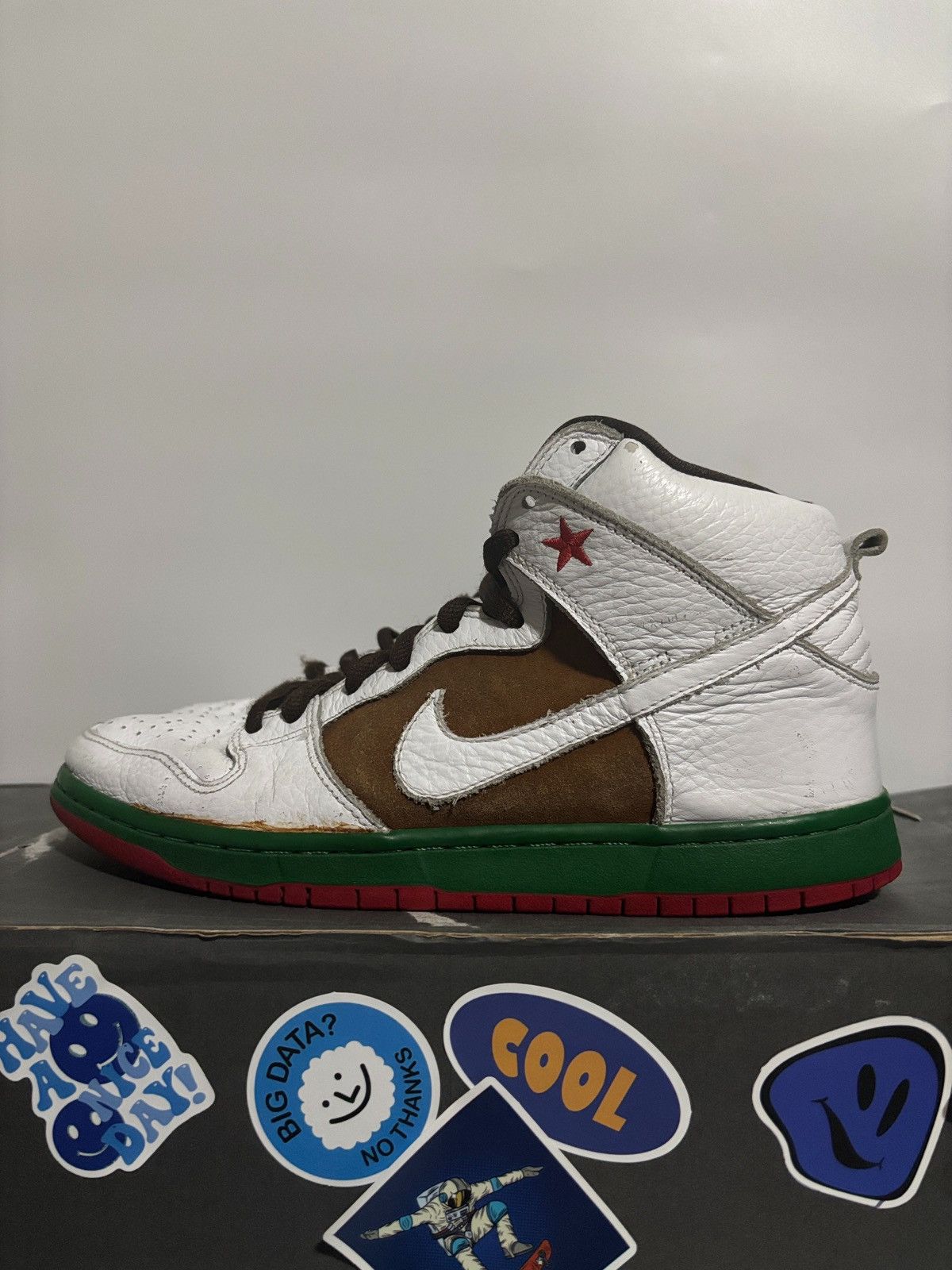 Nike SB Nike SB Dunk High Cali Size US 8.5 / EU 41-42 - 1 Thumbnail