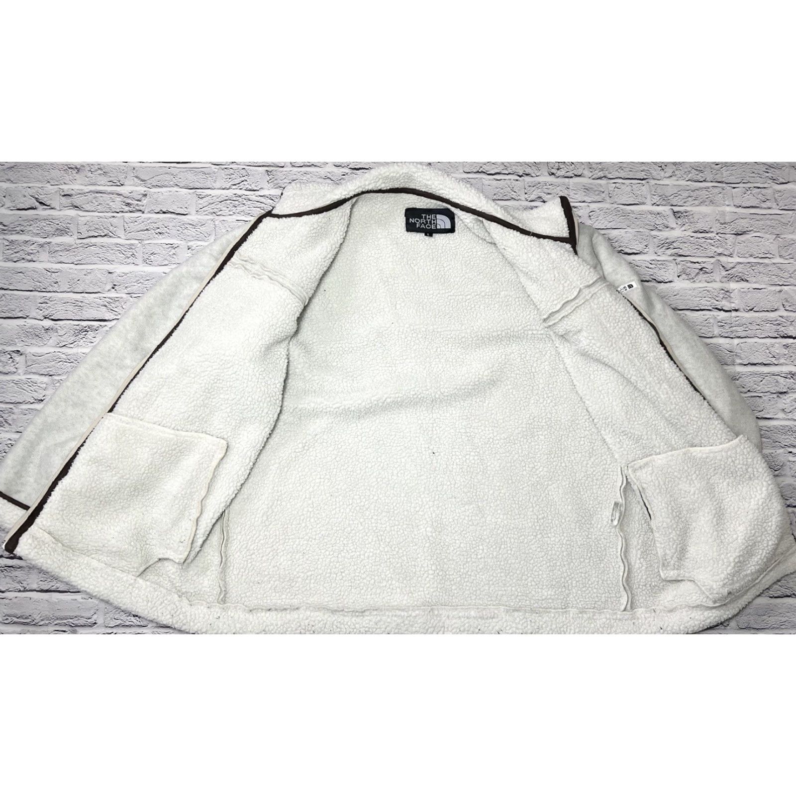 The North Face The North Face Thick Fleece Jacket Women's Zip Up Gray XS Heavy Fleece 29” Long Sleeve Regular Size Small? Size XS / US 0-2 / IT 36-38 - 8 Thumbnail