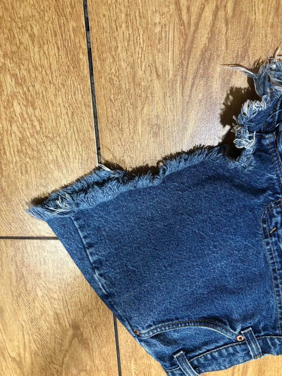 Levi's VINTAGE LEVIS Slim Fit Shorts Clean Design Size 34" / US 12 / IT 48 - 8 Thumbnail