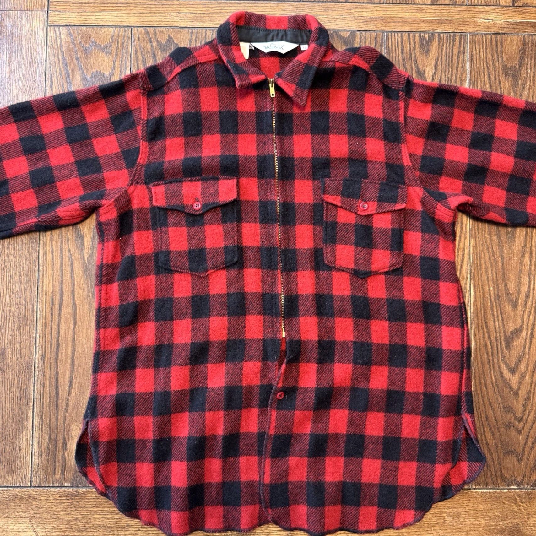 Vintage VINTAGE Woolrich Jacket Women’s XL Red Buffalo Plaid Wool Flannel Coat Size XL / US 12-14 / IT 48-50 - 2 Thumbnail