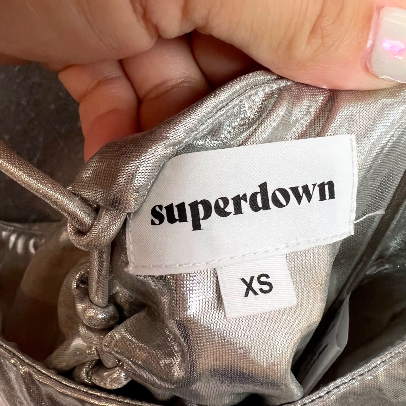 superdown Superdown XS Silver Metallic Ruched Camisole Top Womens Size XS / US 0-2 / IT 36-38 - 3 Thumbnail