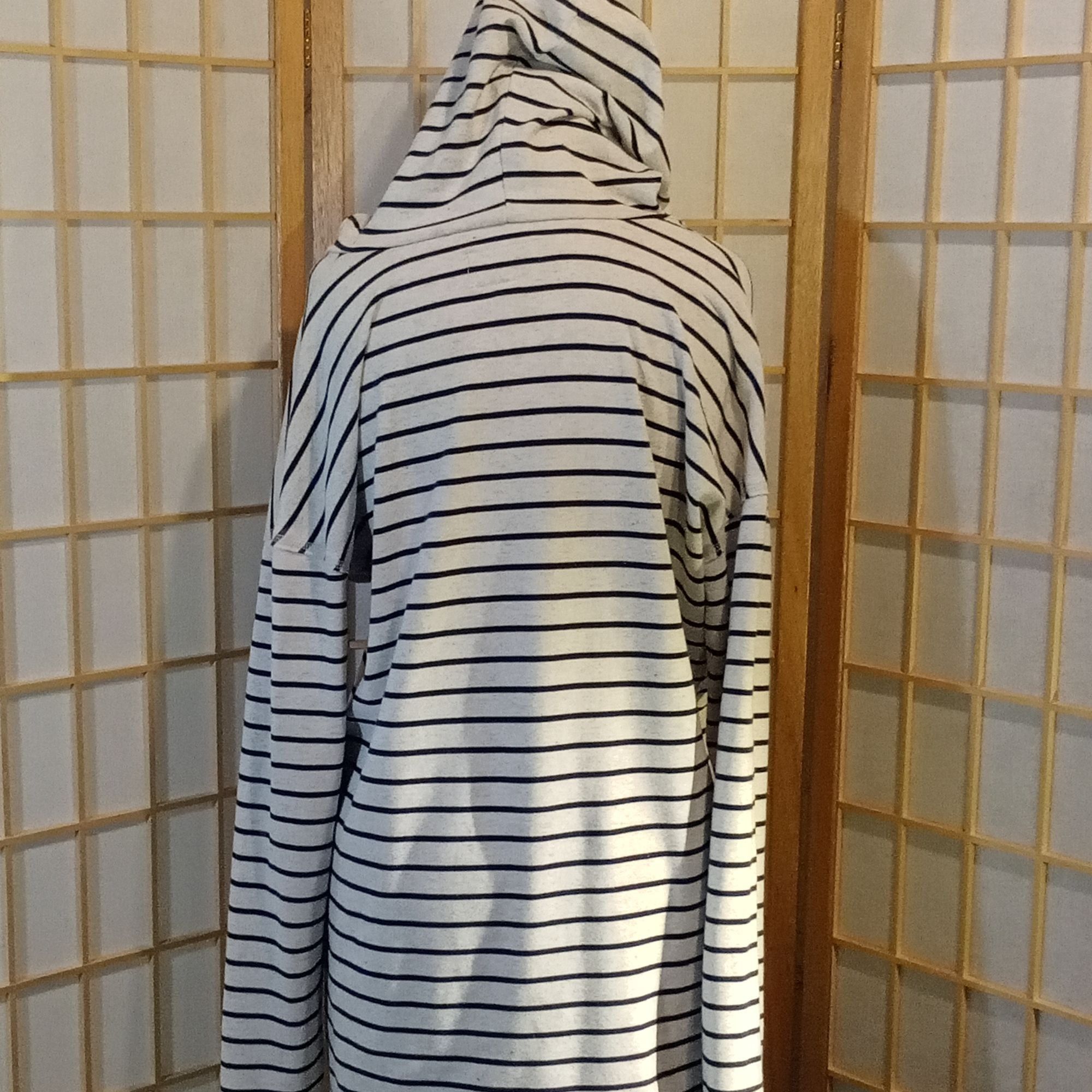 American Eagle Outfitters American Eagle Med Hooded Top Size M / US 6-8 / IT 42-44 - 15 Thumbnail