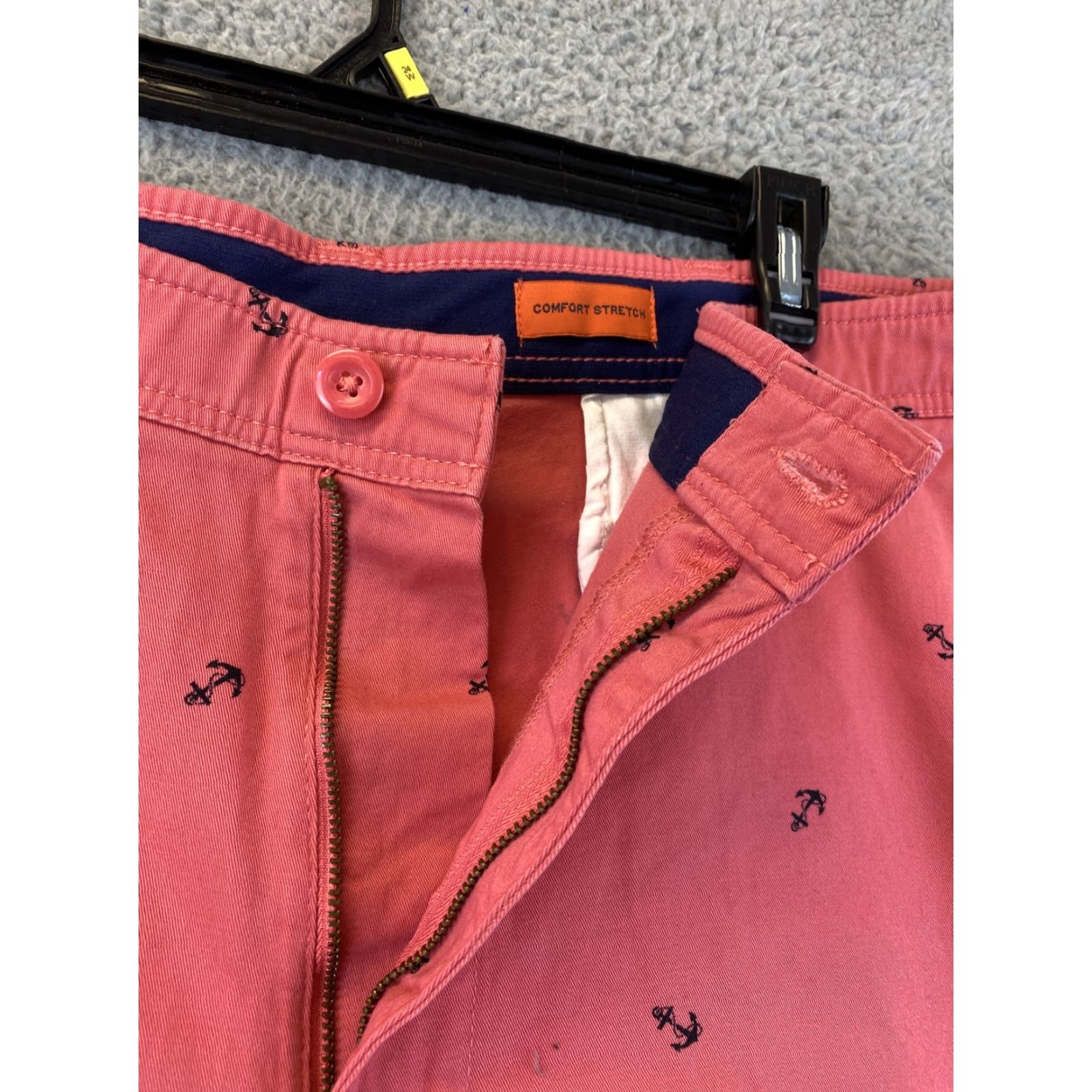 Vintage St. John's Bay Cargo Shorts Men 40 Elastic Waist 100% Cotton Outdoor/Active Pink Regular 10" Inseam Mens Size US 40 / EU 56 - 7 Thumbnail