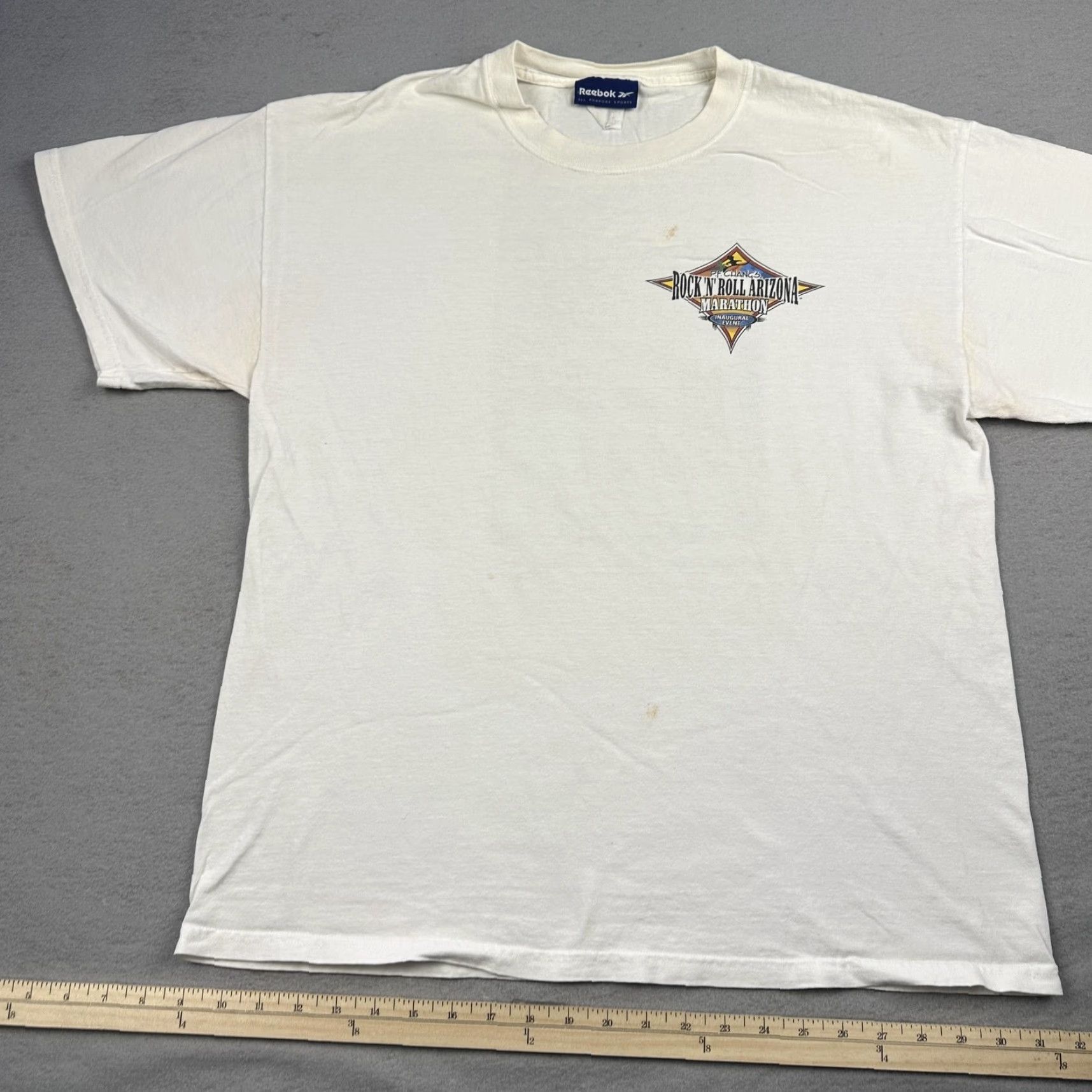 Reebok VINTAGE Reebok Shirt Mens Large White Rock N Roll Arizona Marathon Inaugural Event 2004 Crew Neck Short Sleeve Graphic Print 100% Cotton Size US L / EU 52-54 / 3 - 3 Thumbnail