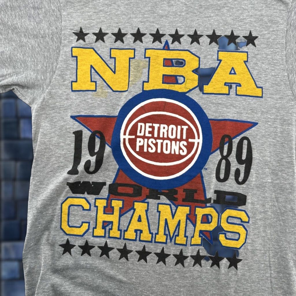 NBA VINTAGE Detroit Pistons 1989 NBA Champions T-Shirt Size Medium Single Stitch Gray Men Shirt 80s 90s Sports Pistons Mens Size US M / EU 48-50 / 2 - 1 Thumbnail