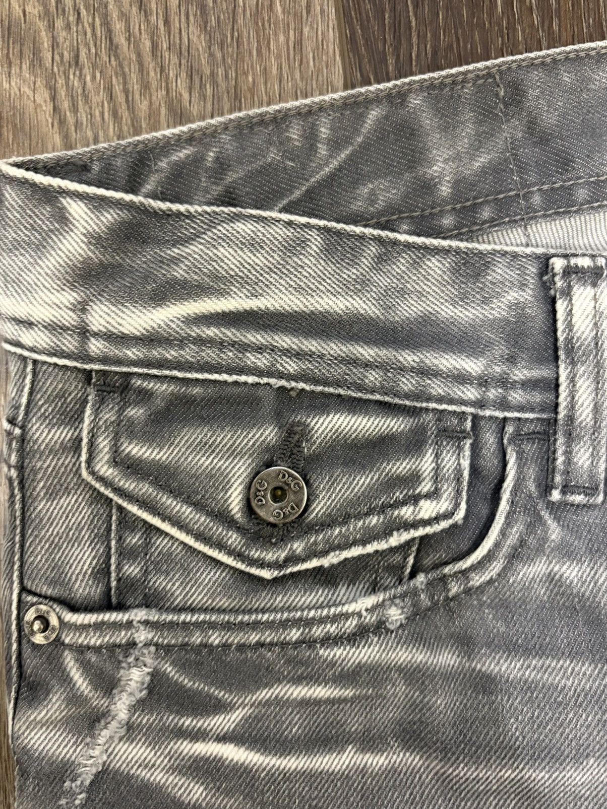 Dolce & Gabbana D&G Grey Distressed Denim Magic Jeans Size US 31 - 3 Thumbnail