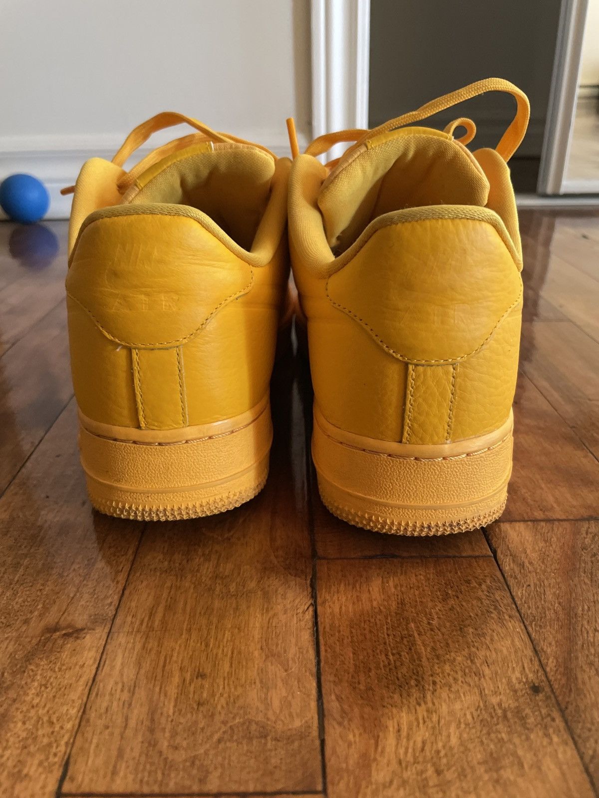 Nike Yellow Air Force 1 '07 Sneakers Size US 8.5 / EU 41-42 - 5 Thumbnail