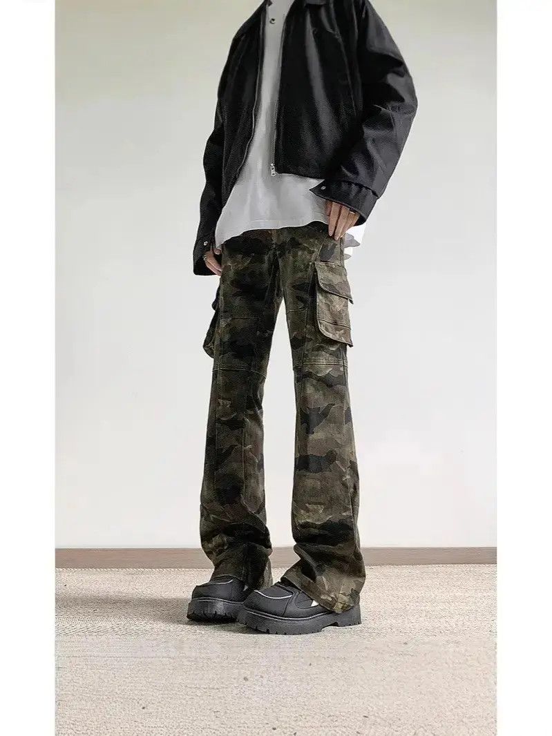 Japanese Brand Retro loose high street camouflage pocket jeans Size US 32 / EU 48 - 2 Thumbnail