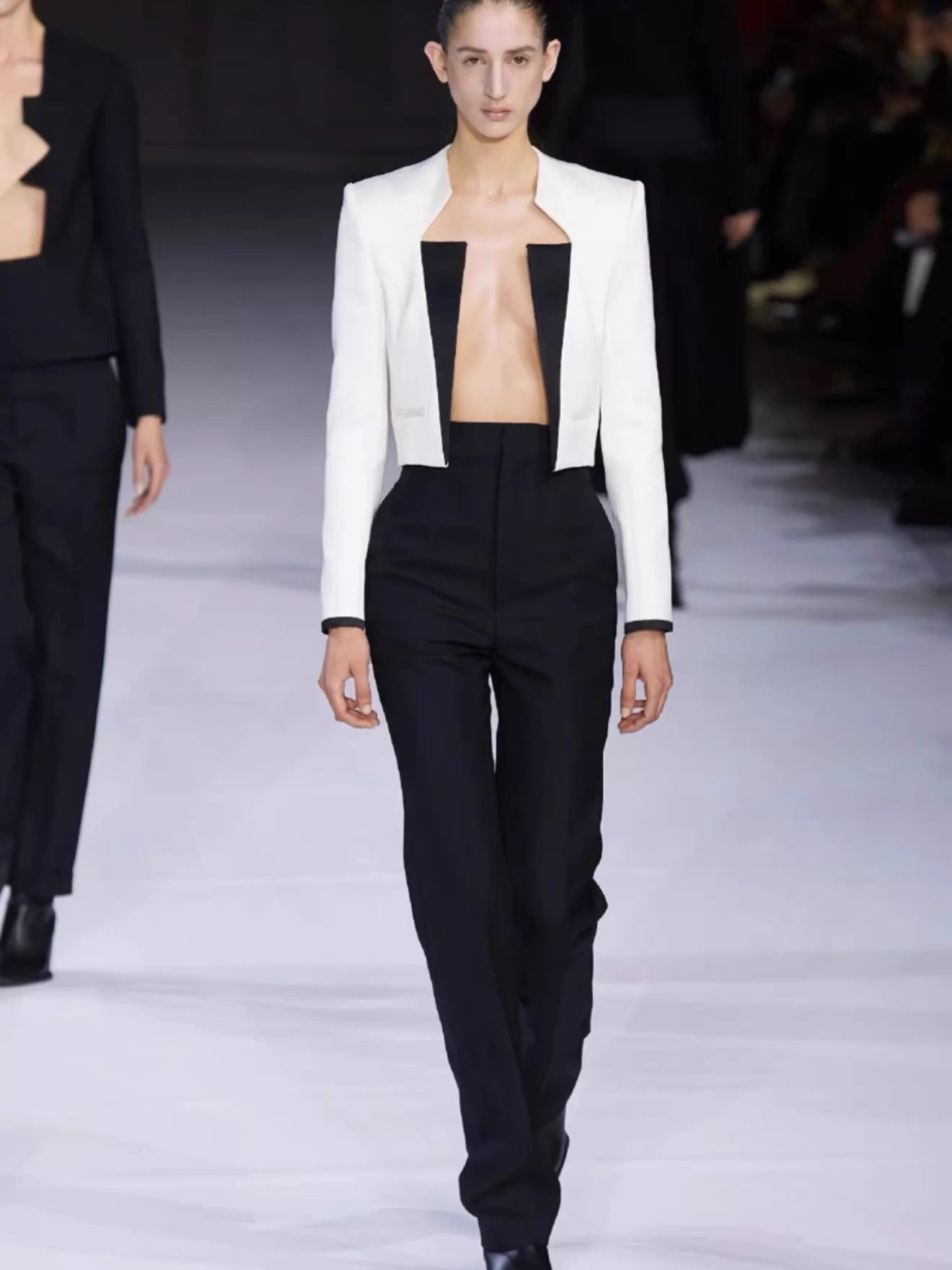 Haider Ackermann Haider Ackermann Women's 20FW Runway Jacket 41.5s 63l 44l Size XS / US 0-2 / IT 36-38 - 1 Thumbnail