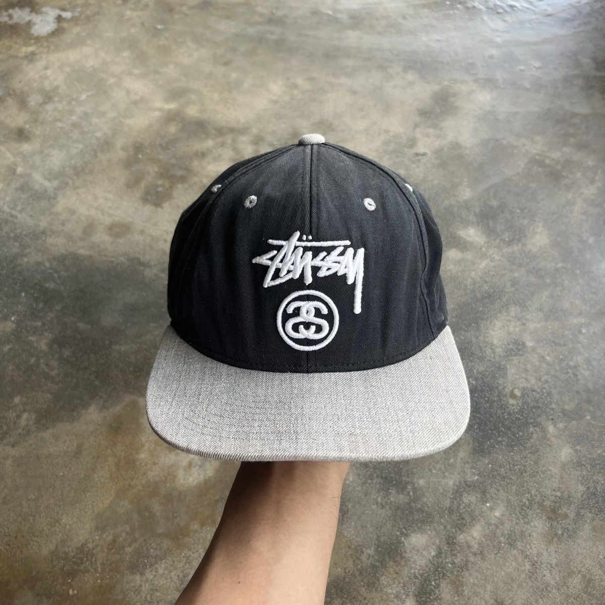Stussy Snapback Stussy Two Tone Size ONE SIZE - 1 Thumbnail