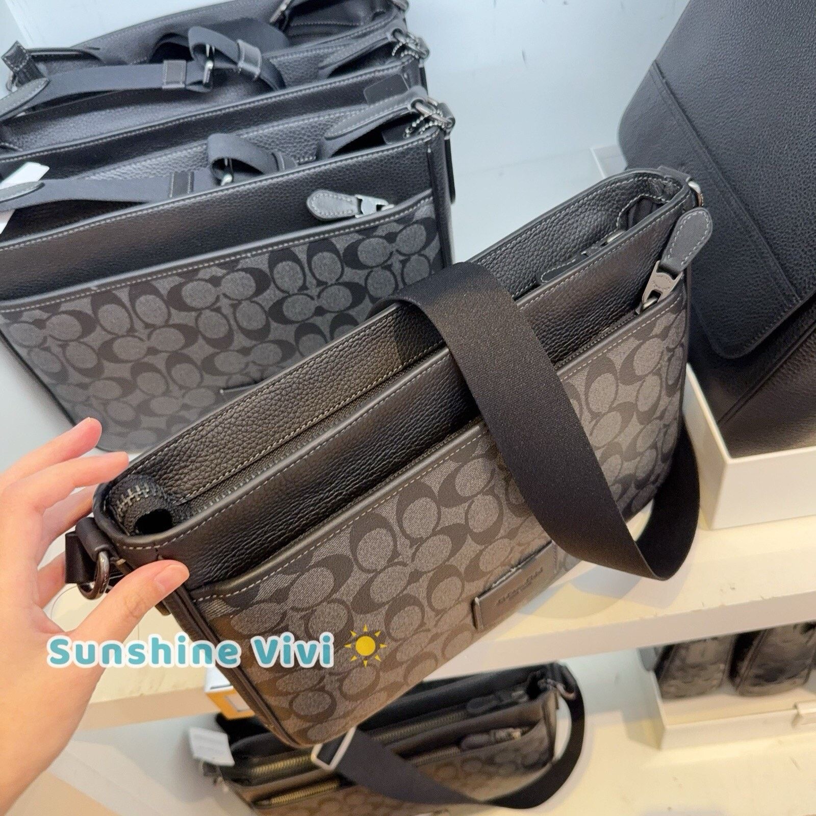 Coach NWT Coach District Crossbody Shoulder bag CH078 BLACK Size ONE SIZE - 2 Thumbnail