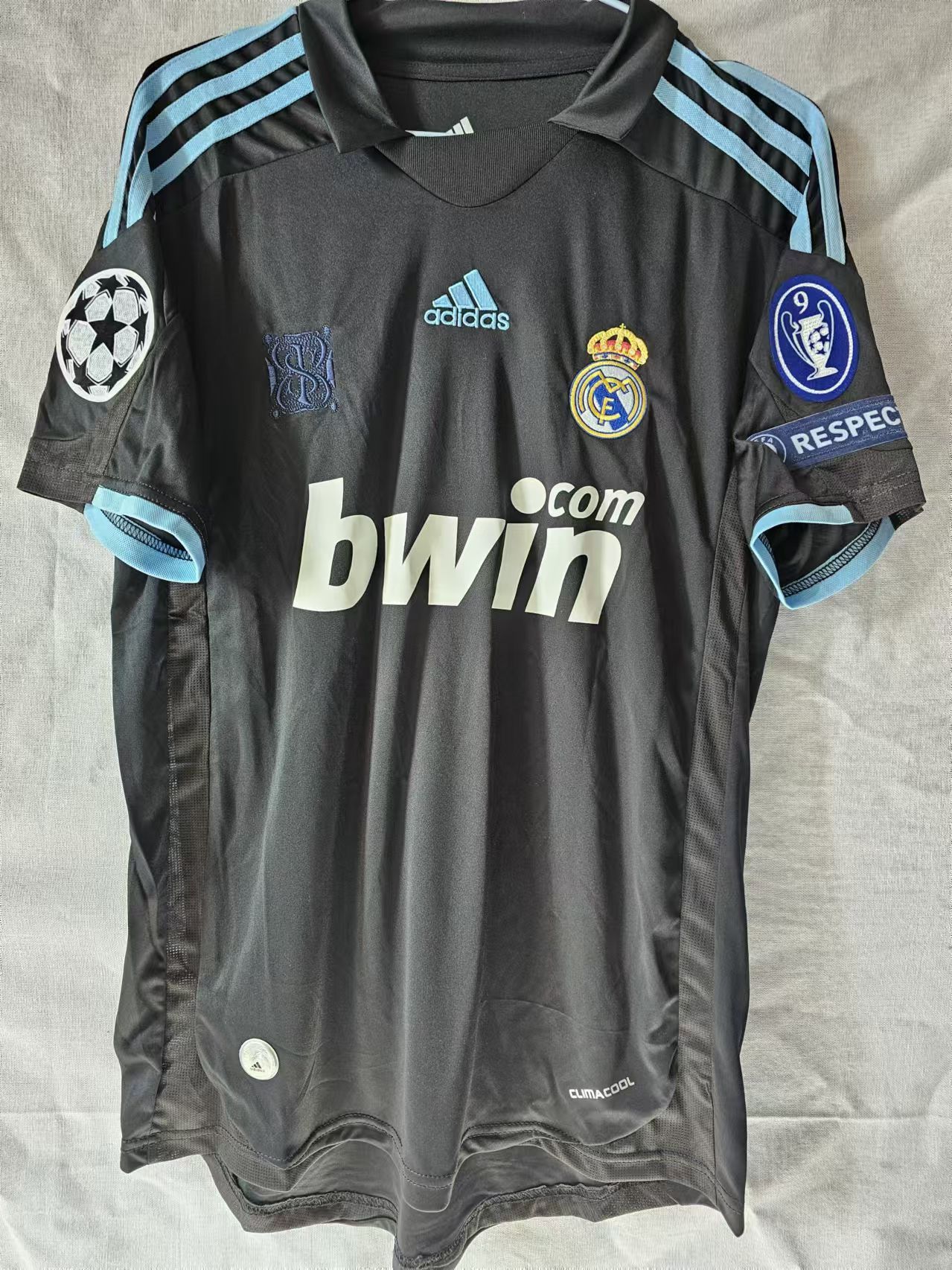 Real Madrid 2009 2010 Real Madrid 8 Kaka Jersey Away L | Grailed