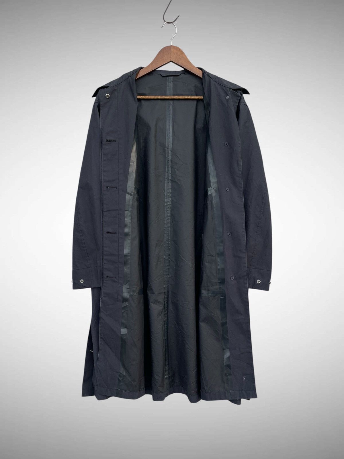 Lemaire × Uniqlo UNIQLO U LEMAIRE OVERSIZED WATERPROOF HOODED COAT Size US M / EU 48-50 / 2 - 2 Thumbnail