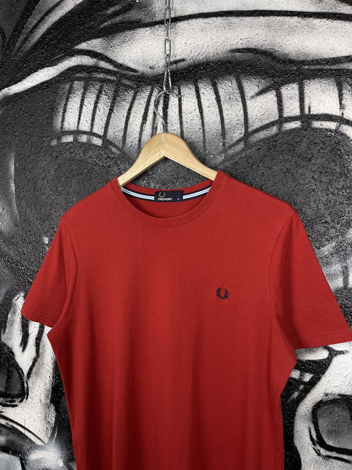 Fred Perry Fred Perry Y2K Casual Basic T-Shirt Men’s Size Medium Size US M / EU 48-50 / 2 - 2 Thumbnail
