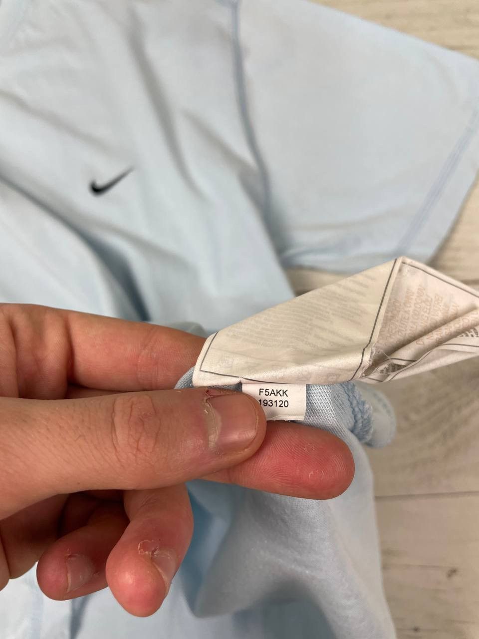 Nike Vintage Nike Logo Swoosh 2000s T Shirt Size US XL / EU 56 / 4 - 9 Thumbnail