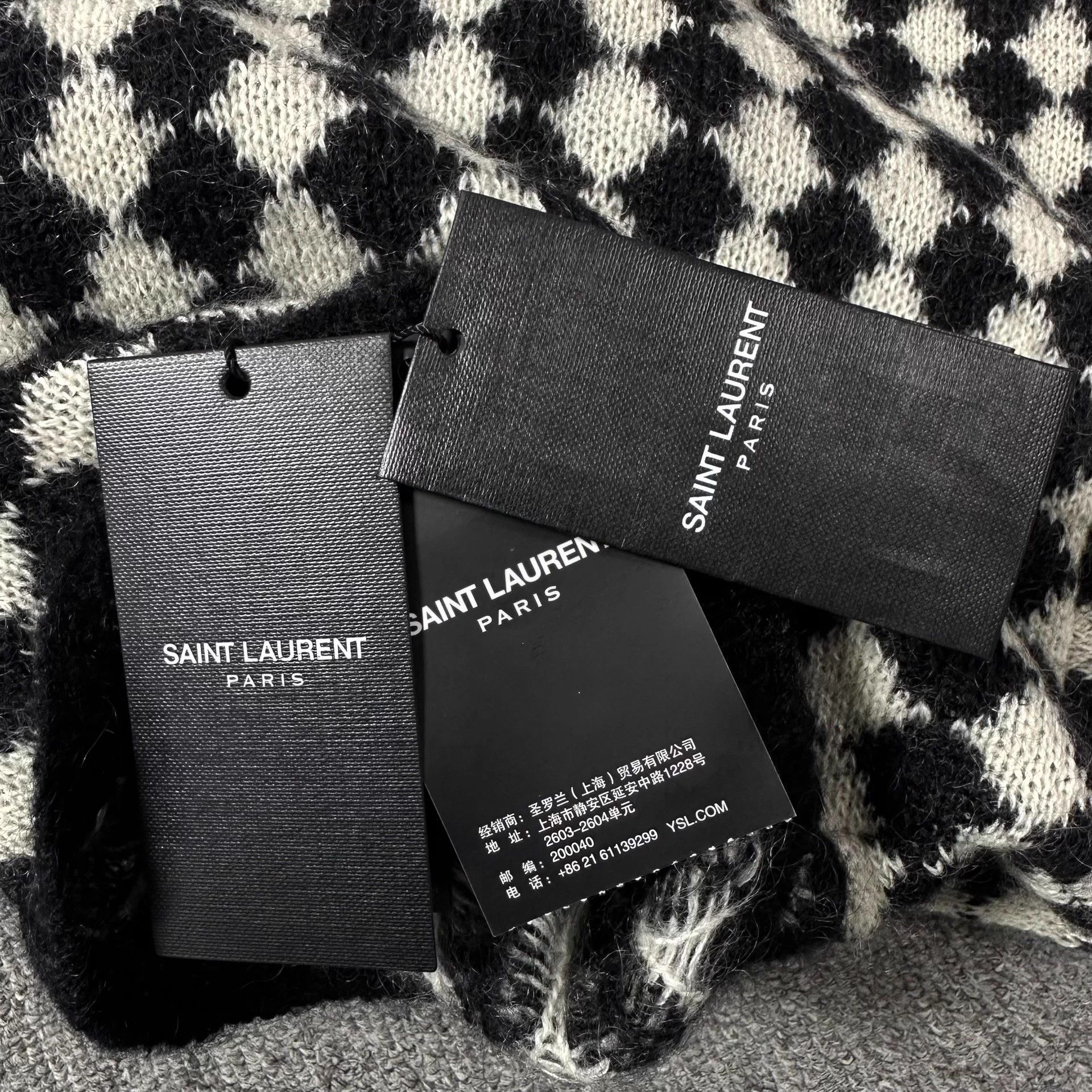 Saint Laurent Paris SLP black white houndstooth turtleneck Size S Size US S / EU 44-46 / 1 - 5 Thumbnail