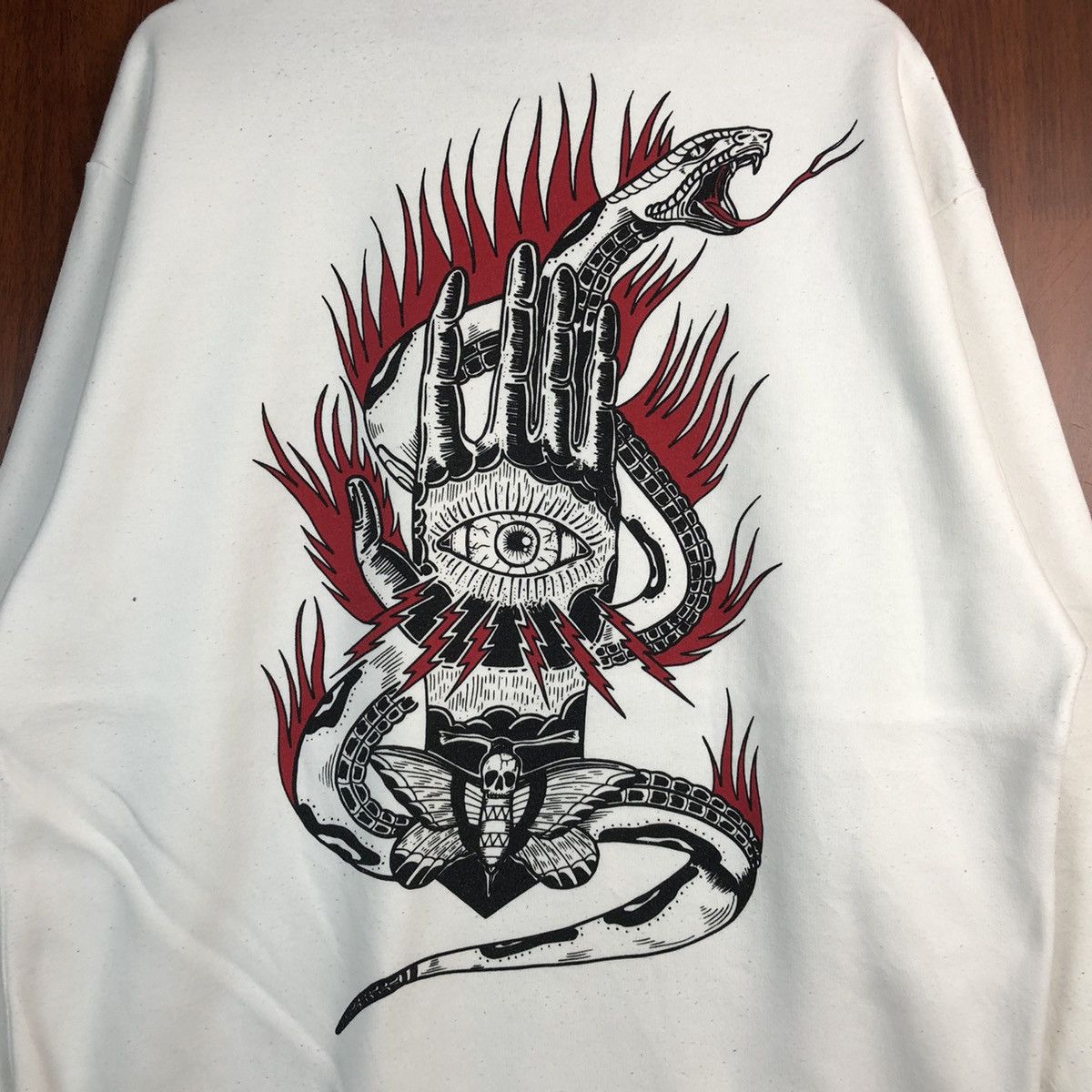Japanese Brand one eye one hand White Sweatshirt #7554 Size US XL / EU 56 / 4 - 2 Thumbnail