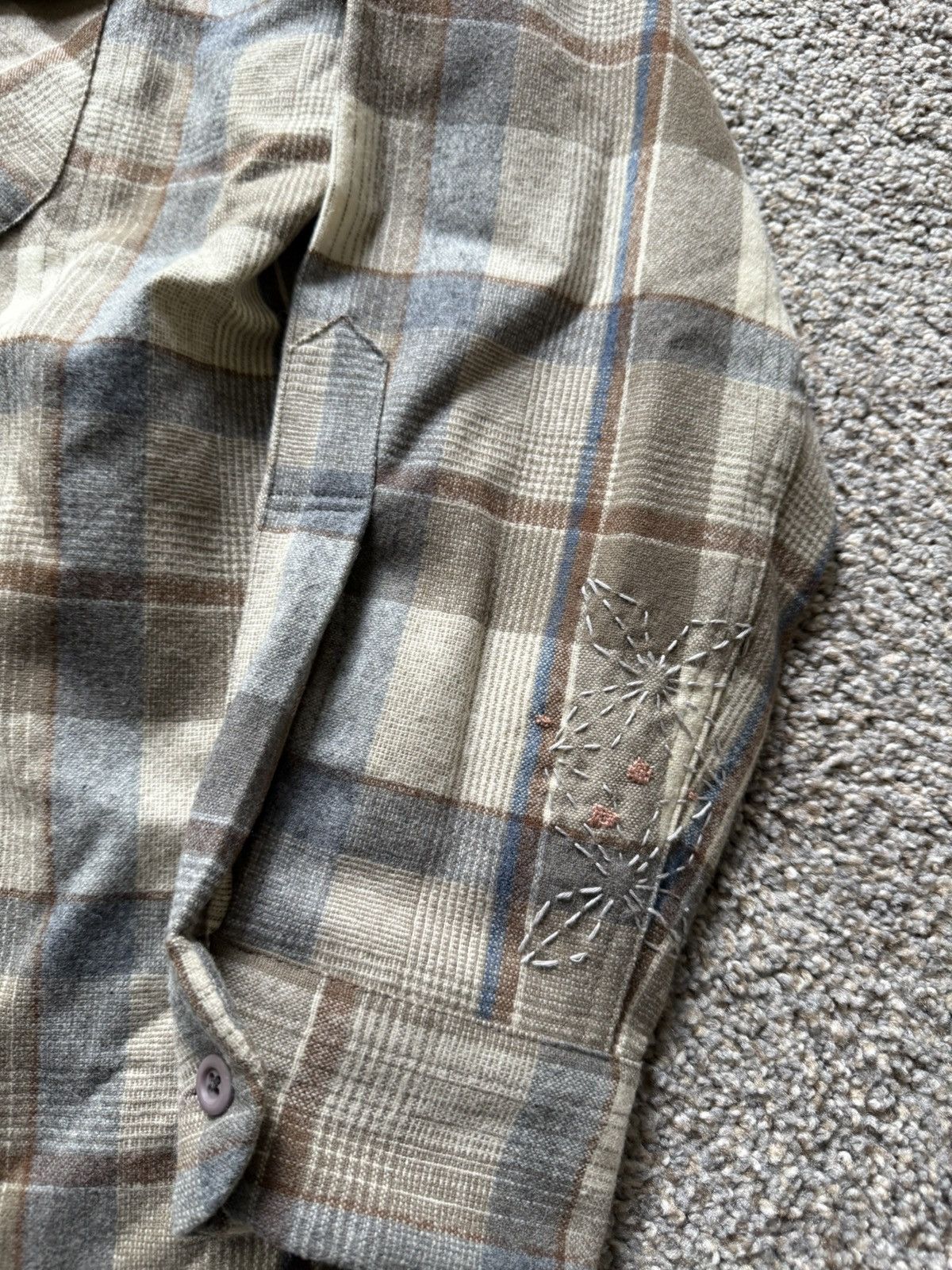 Pendleton Pendleton Wool Plaid Shirt L Earth Tone Embroidered Flannel Size US L / EU 52-54 / 3 - 3 Thumbnail