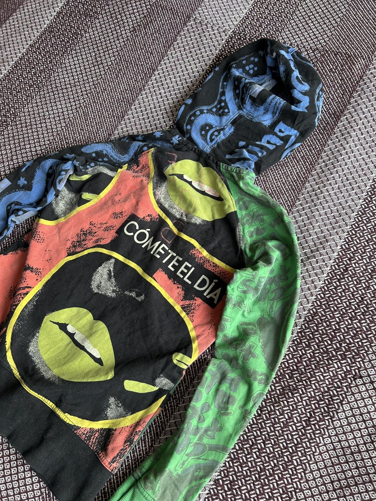 Japanese Brand × Vintage Vintage 90s Art Zip Up Hoodie Streetwear Size S Size S / US 4 / IT 40 - 12 Thumbnail