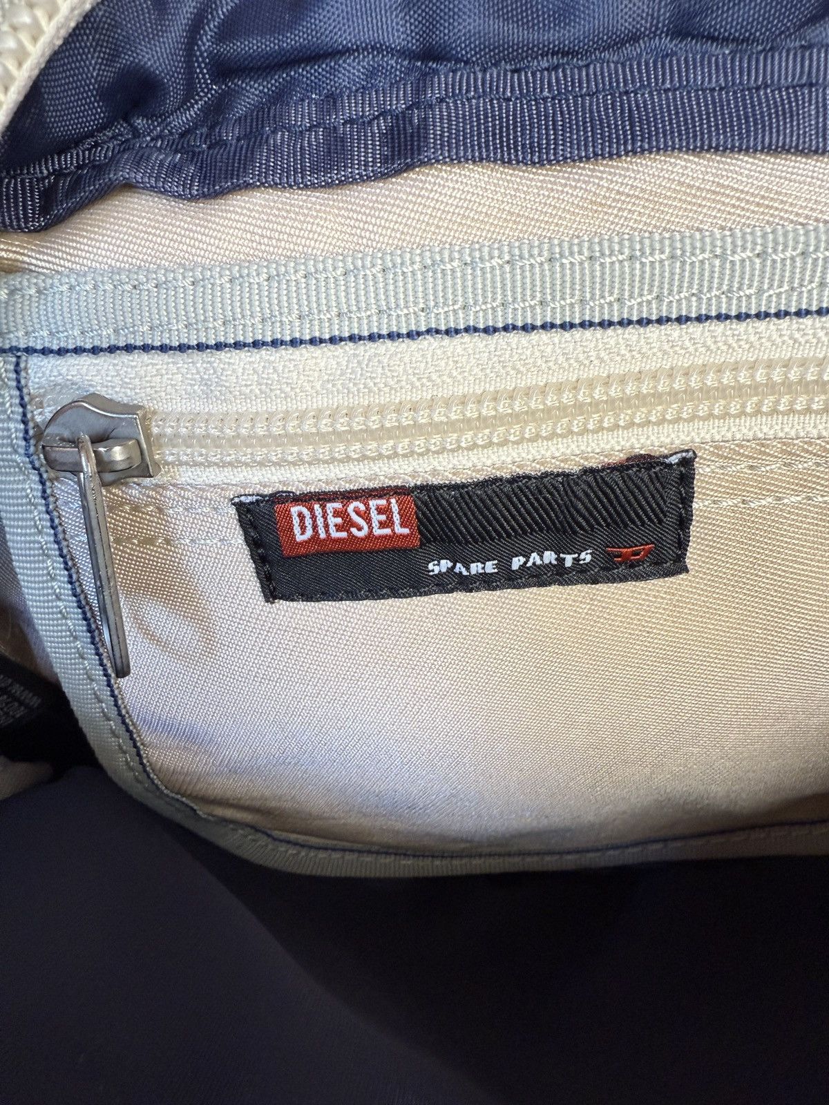Diesel Vintage 2000s Diesel Spare Parts Beige Nylon Crossbody Bag Size ONE SIZE - 8 Thumbnail