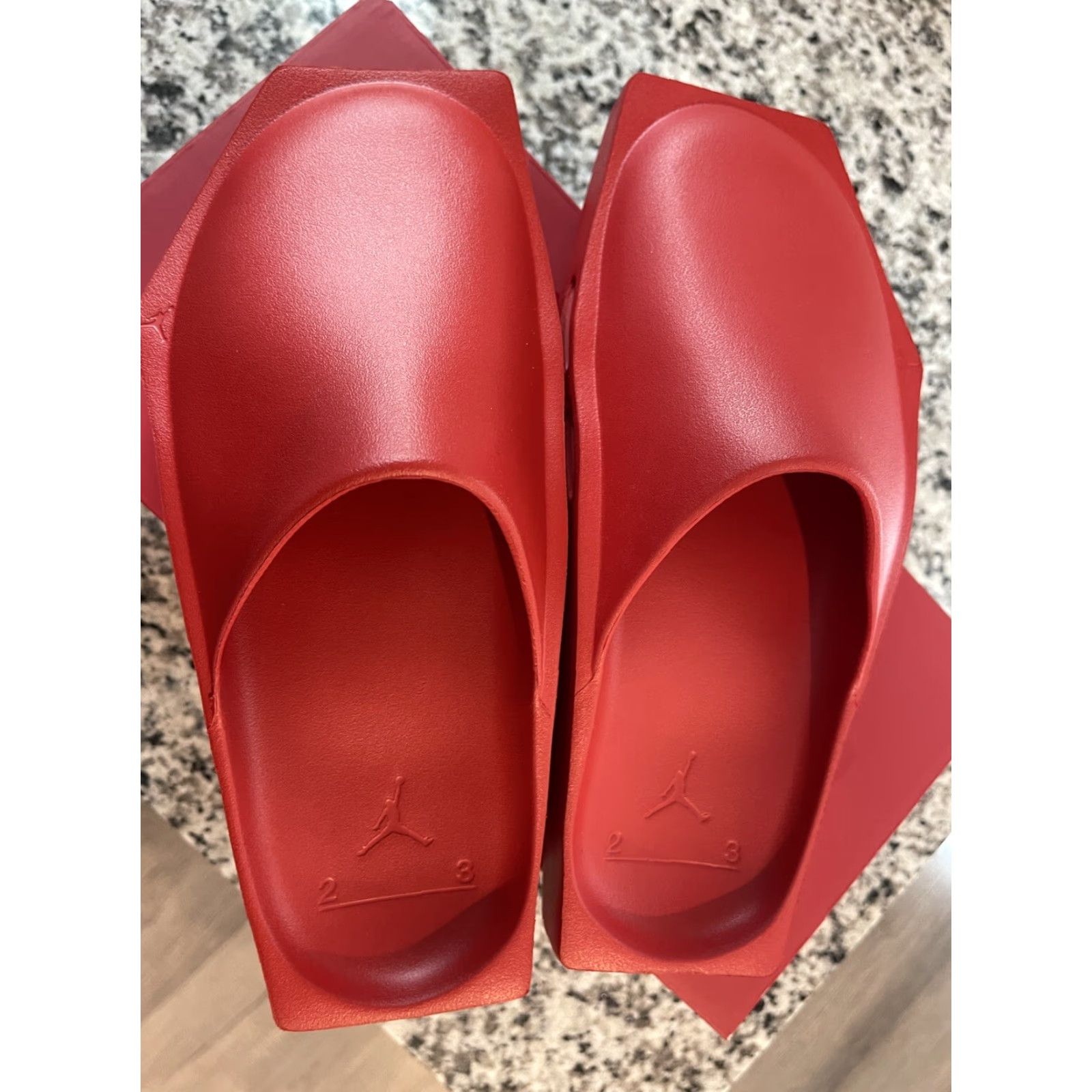 Jordan Brand Brand New Jordan Hex Mule SP University Red Womens 8w Slide Red 2023 FJ0603-600 Size US 5.5 / IT 35.5 - 6 Thumbnail